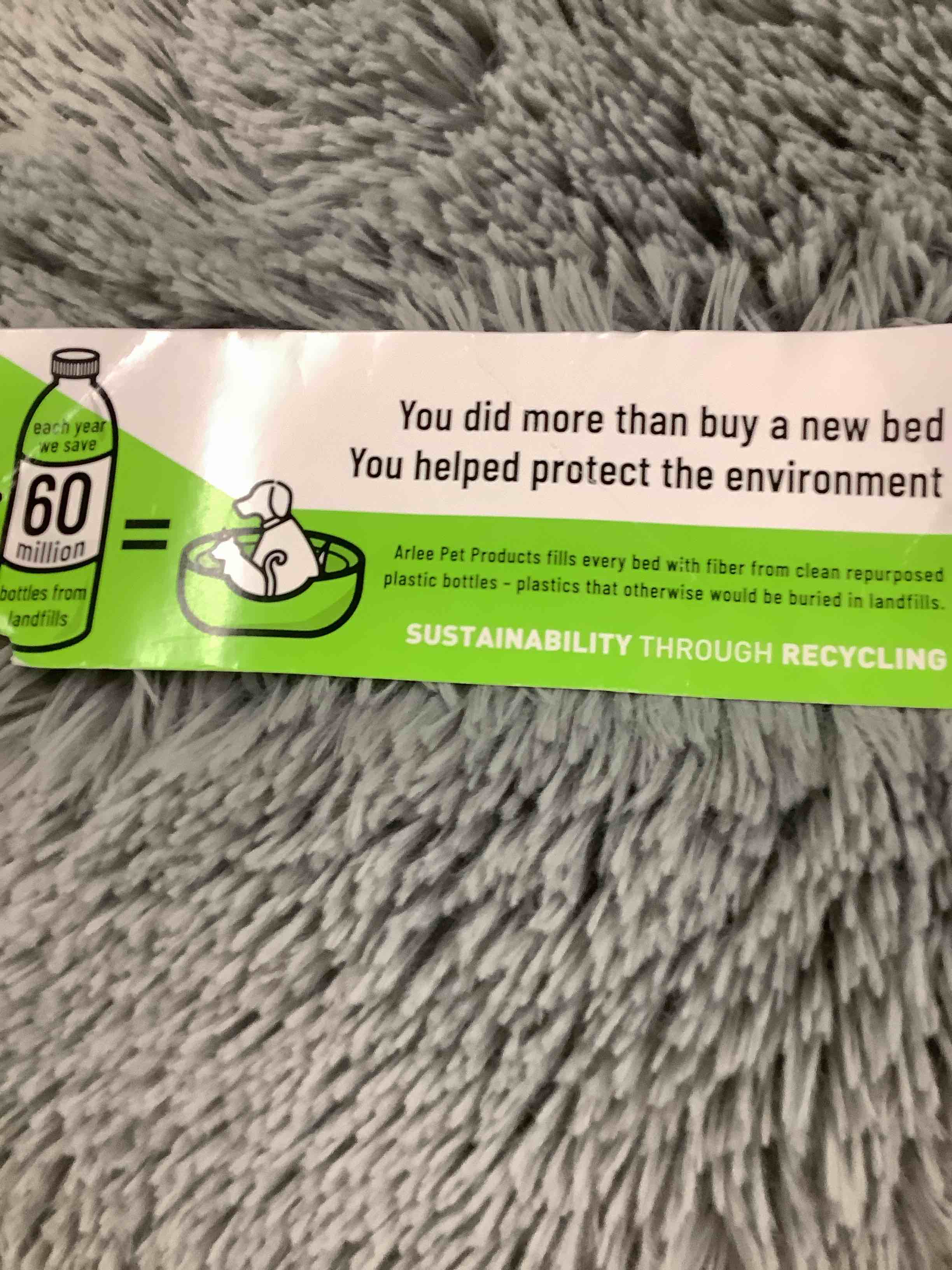 Condition photo showing Good Condition for dog bed 