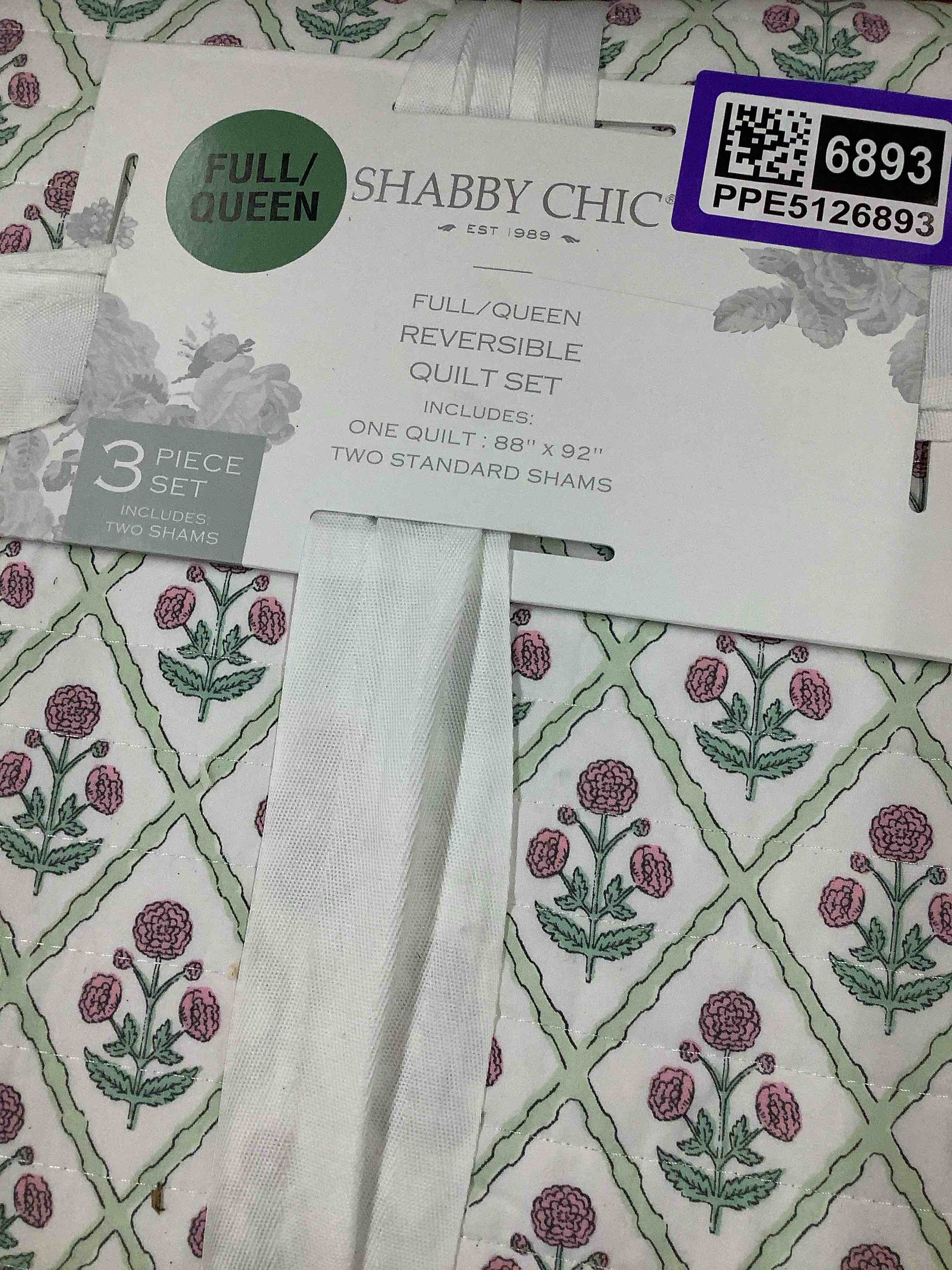 Condition photo showing Good Condition for shabby chic quilt set full/ queen 