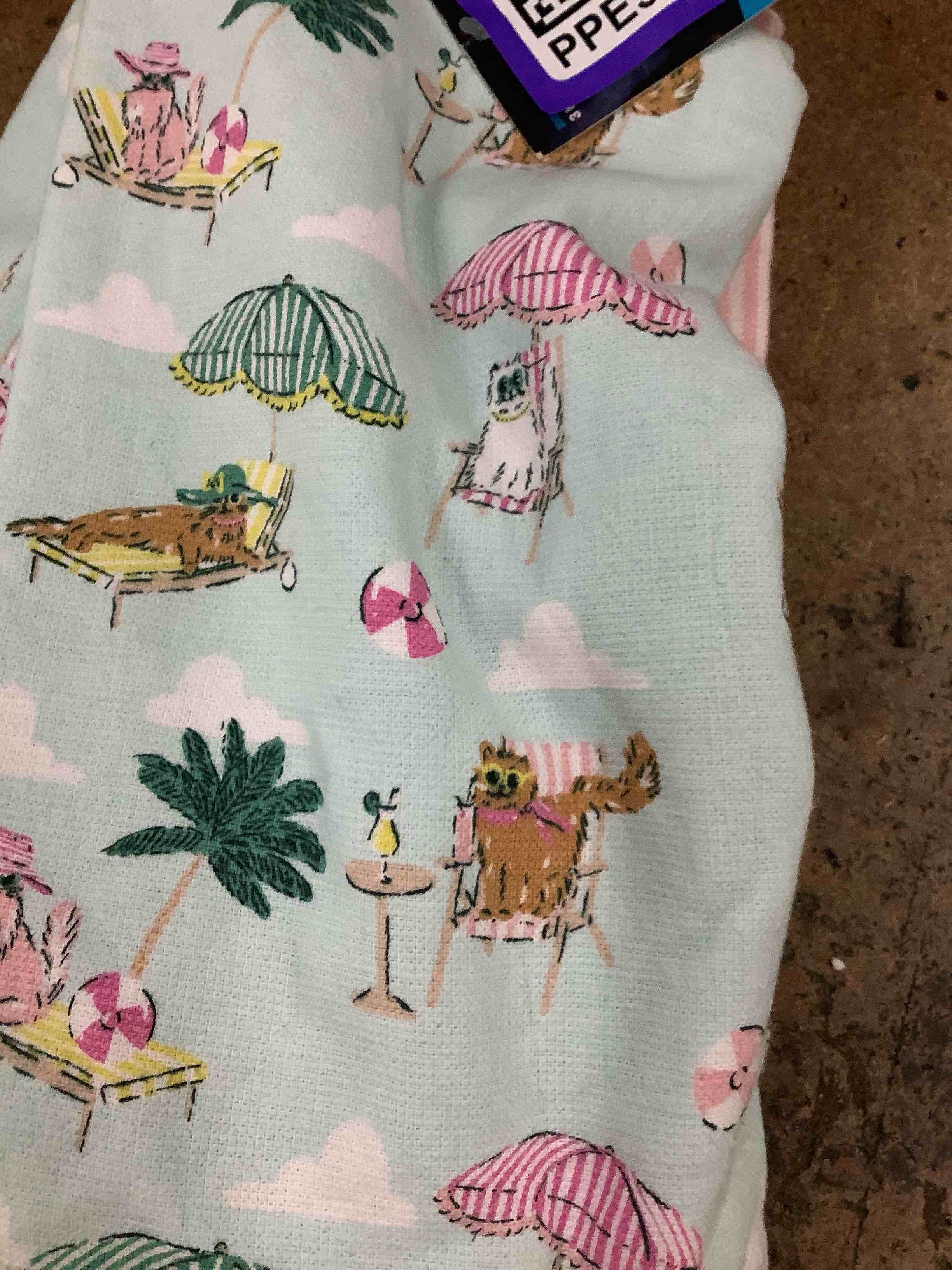 Condition photo showing Good Condition for hand towels 