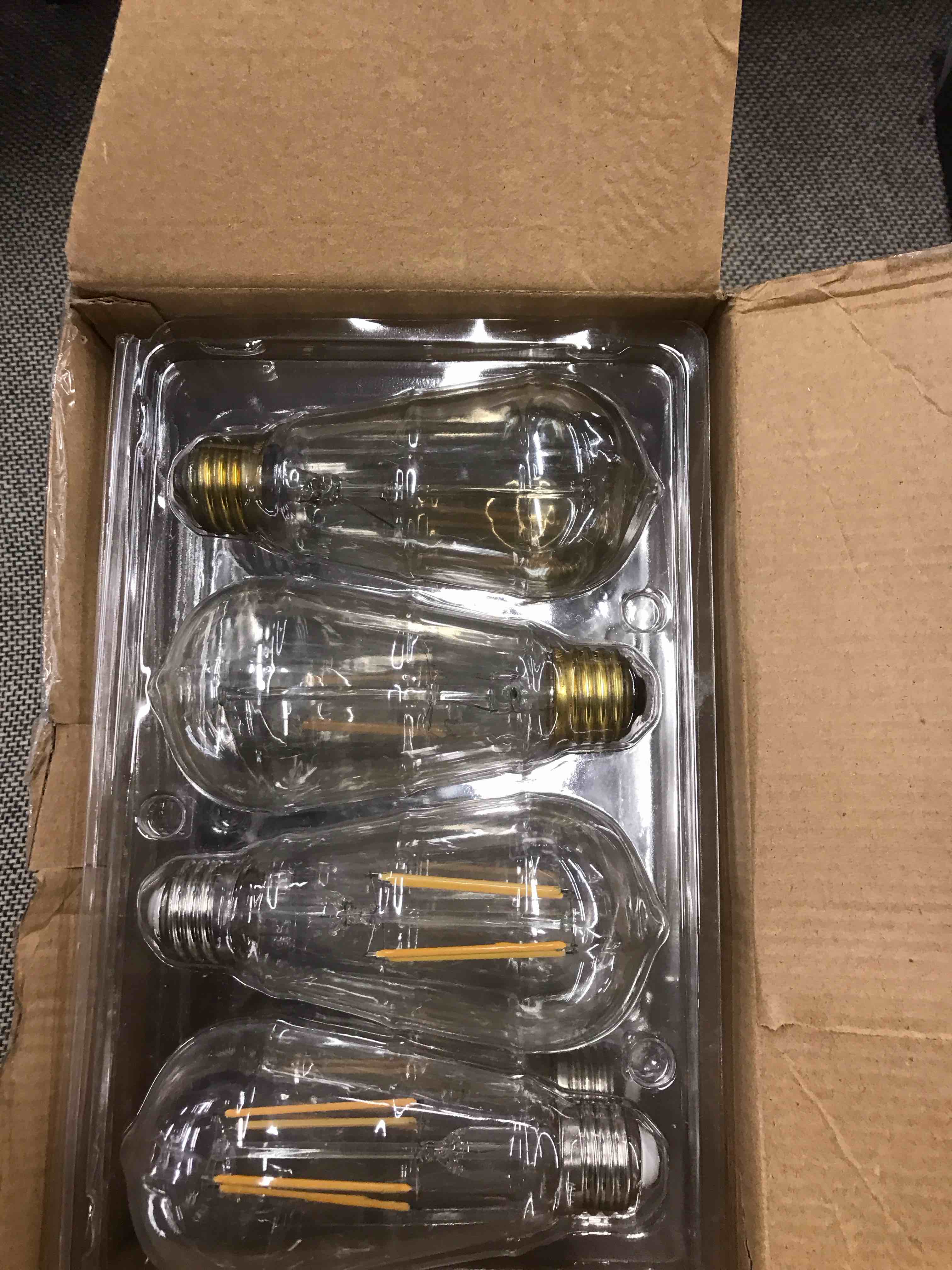 12 piece Non- dimmable LED Bulbs