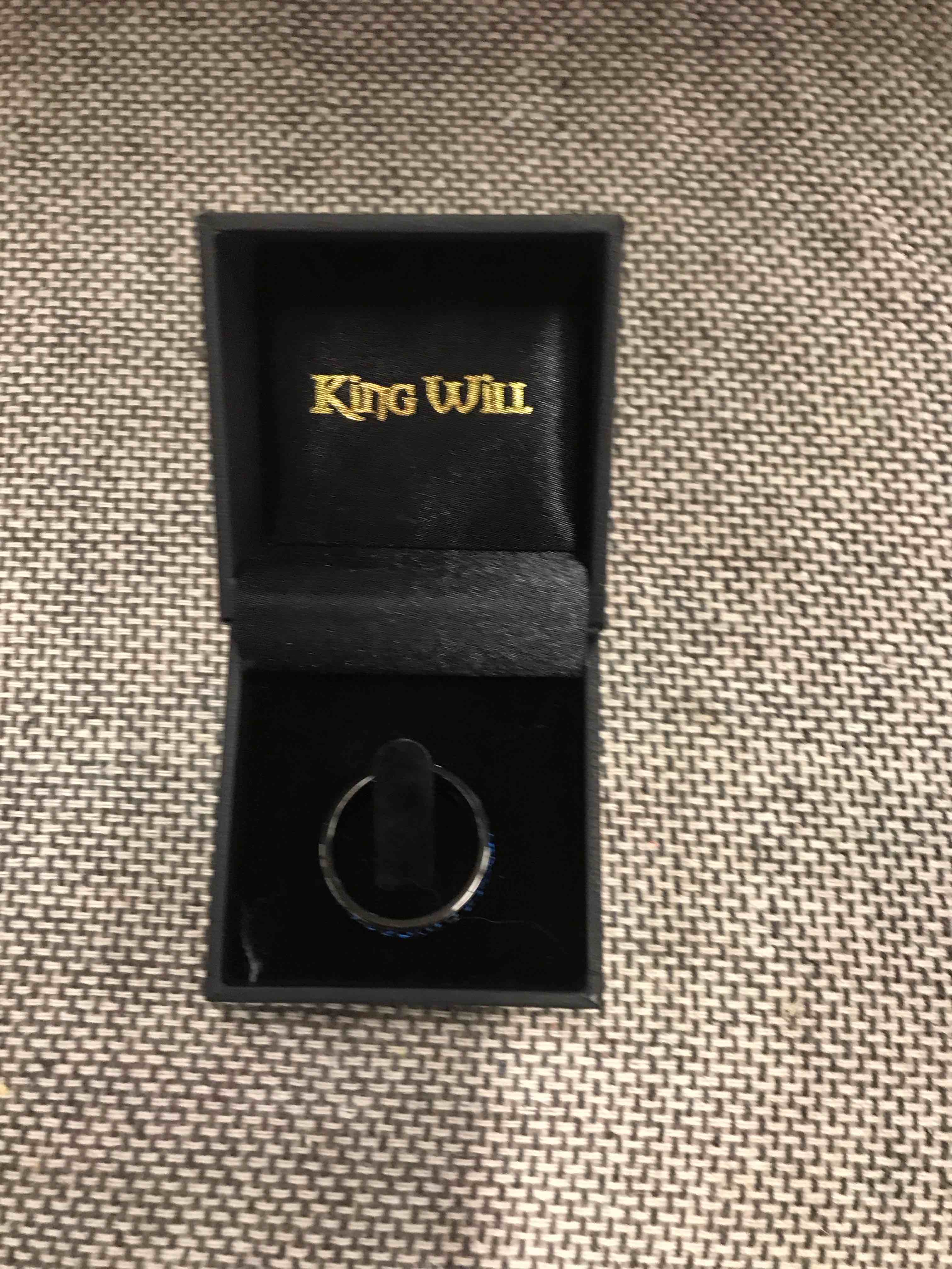 Men’s Ring.      Size 8