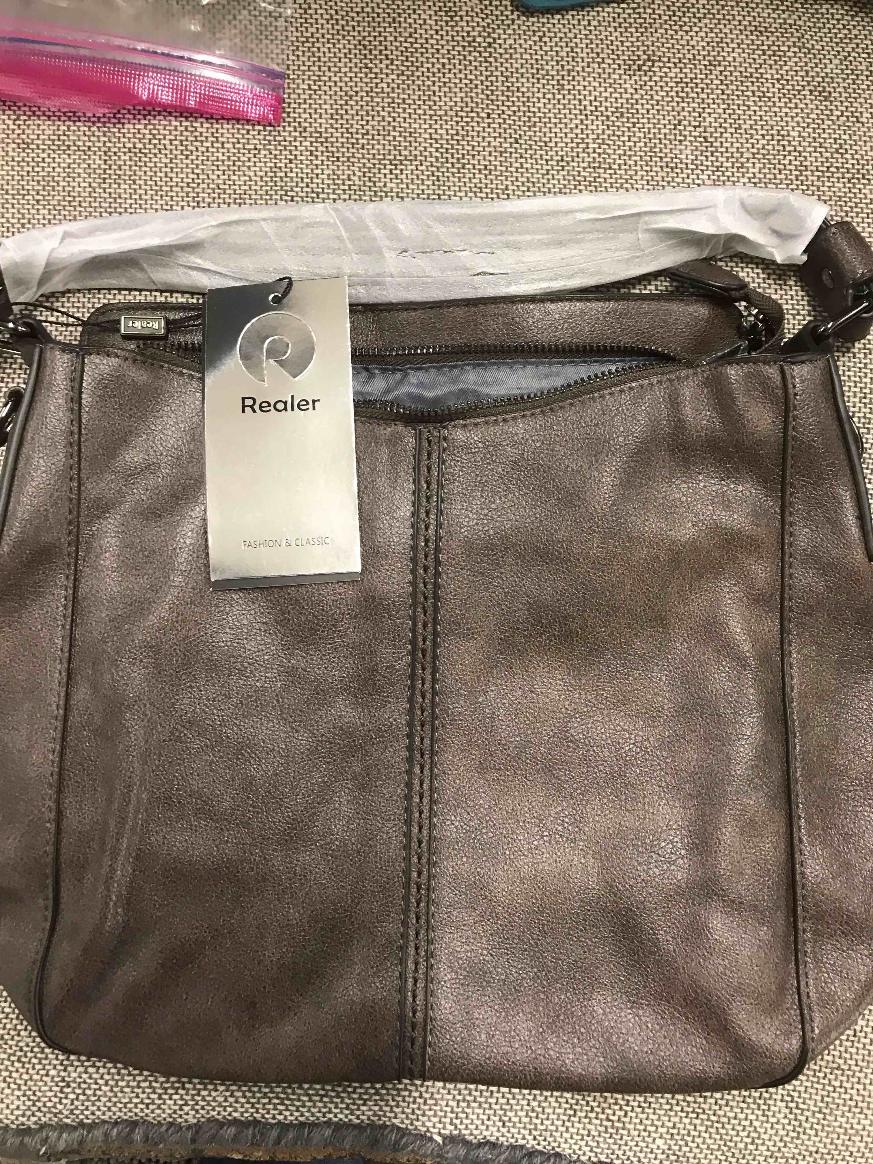 Realer Women’s Purse