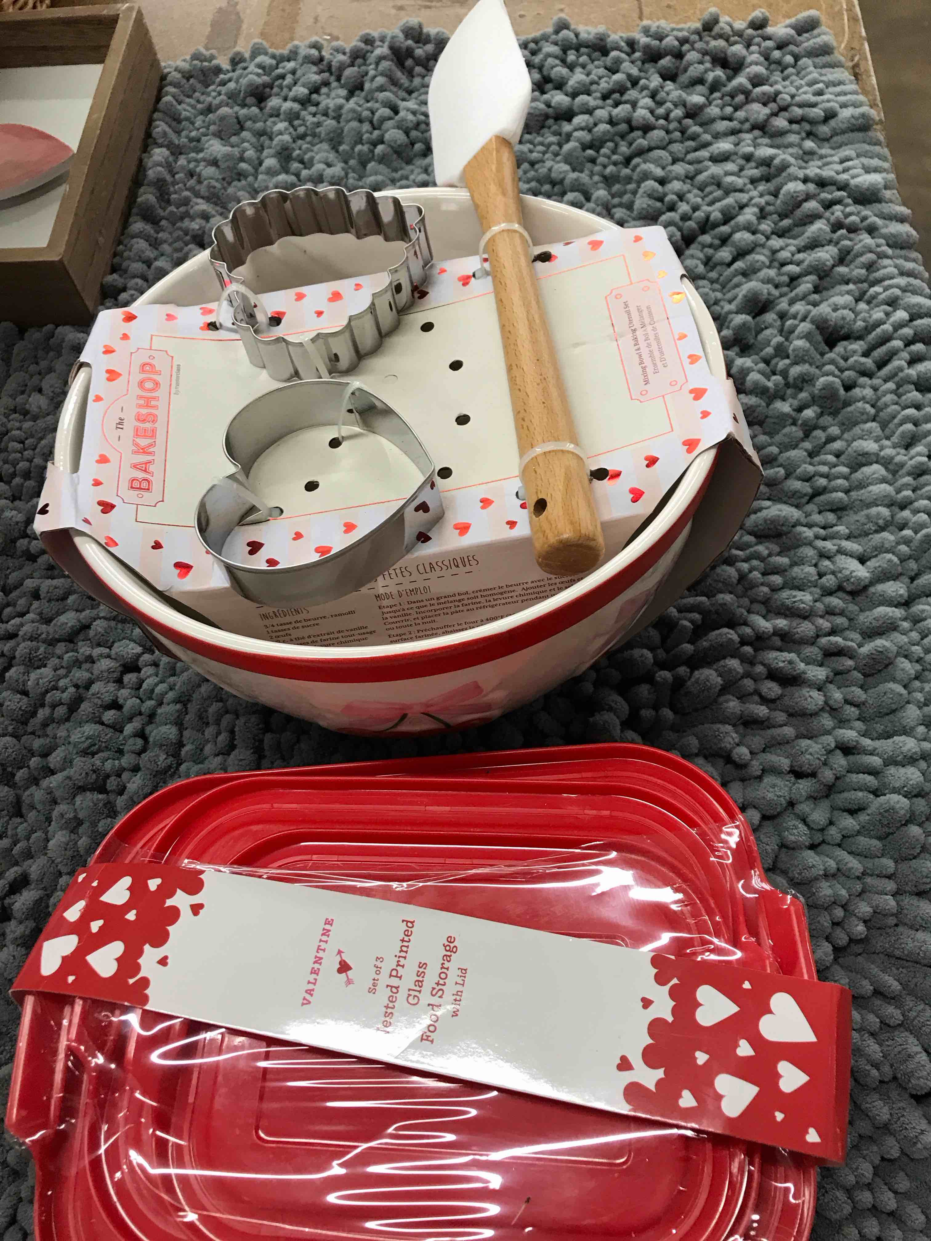 Set of 2 Items for the Kitchen