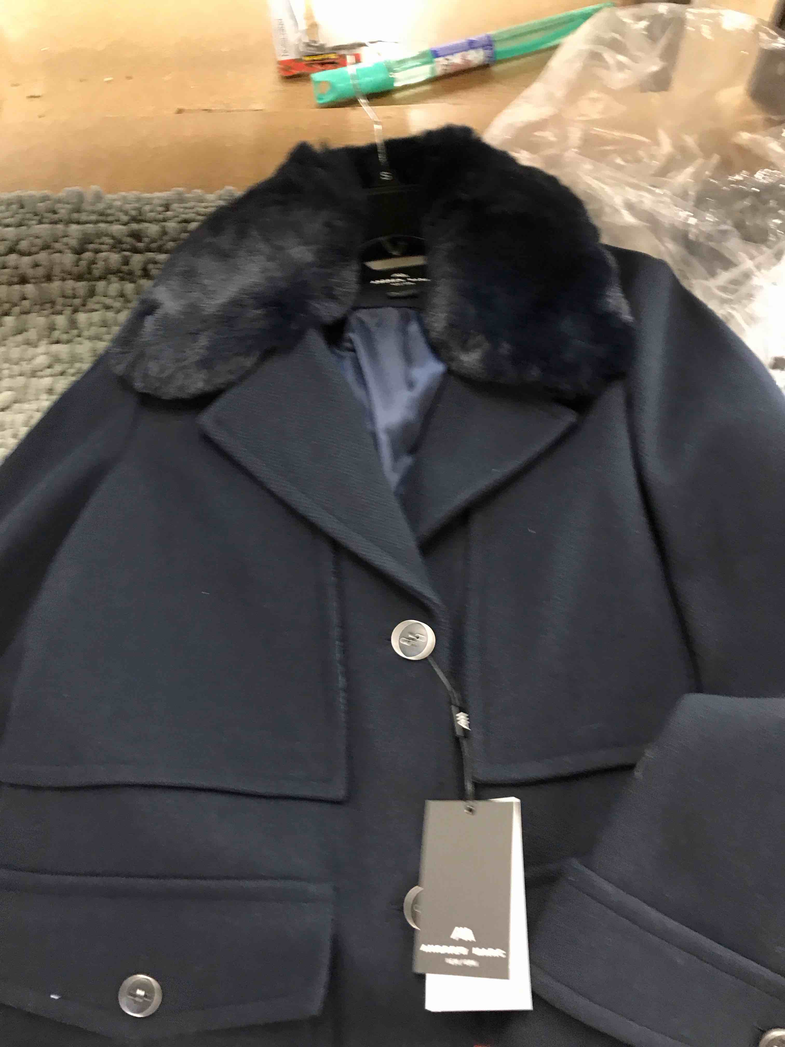Andrew Marc Ladies Winter Coat. size Small