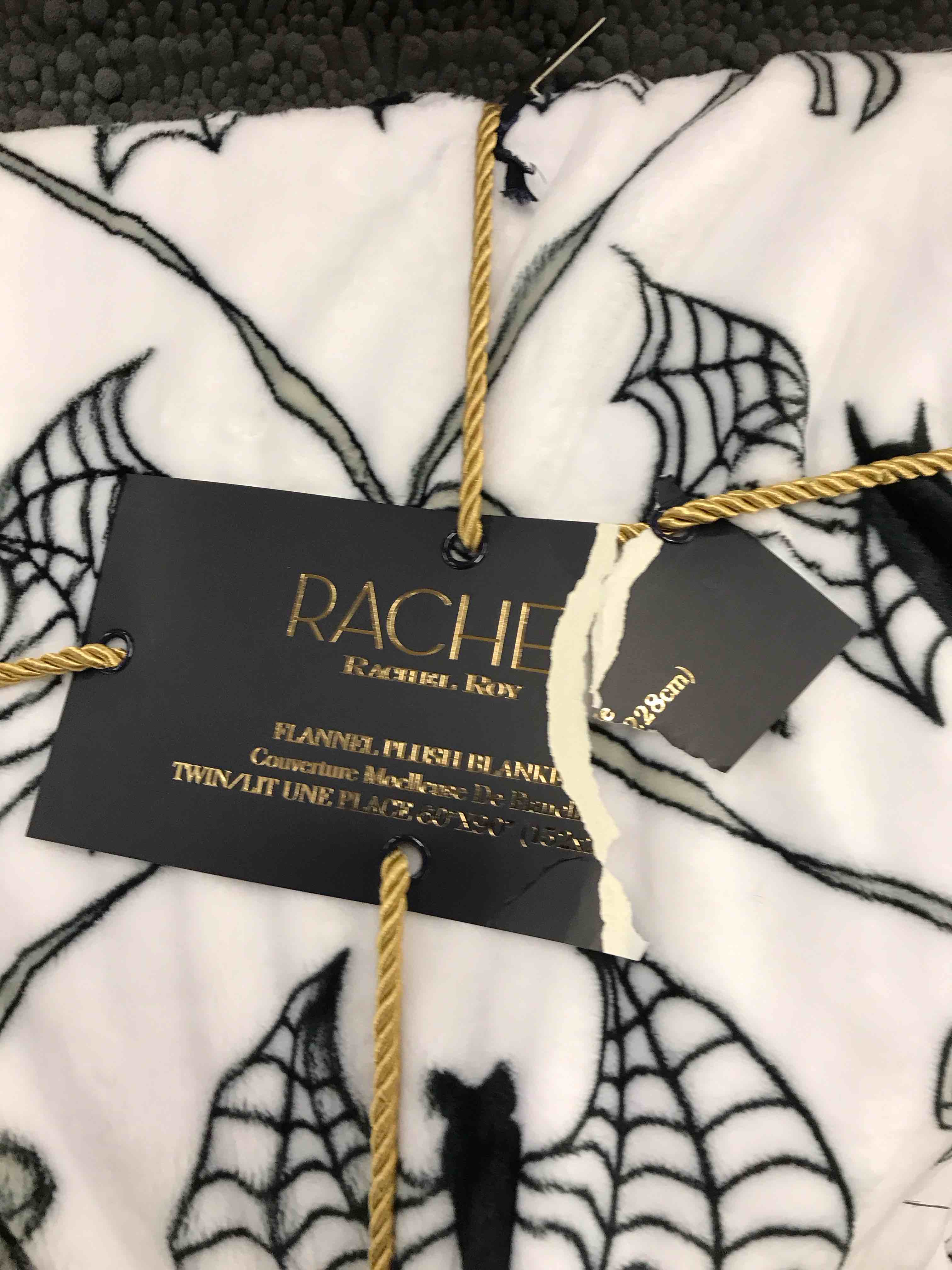 Rachel Roy Plush Blanket.     60x90”