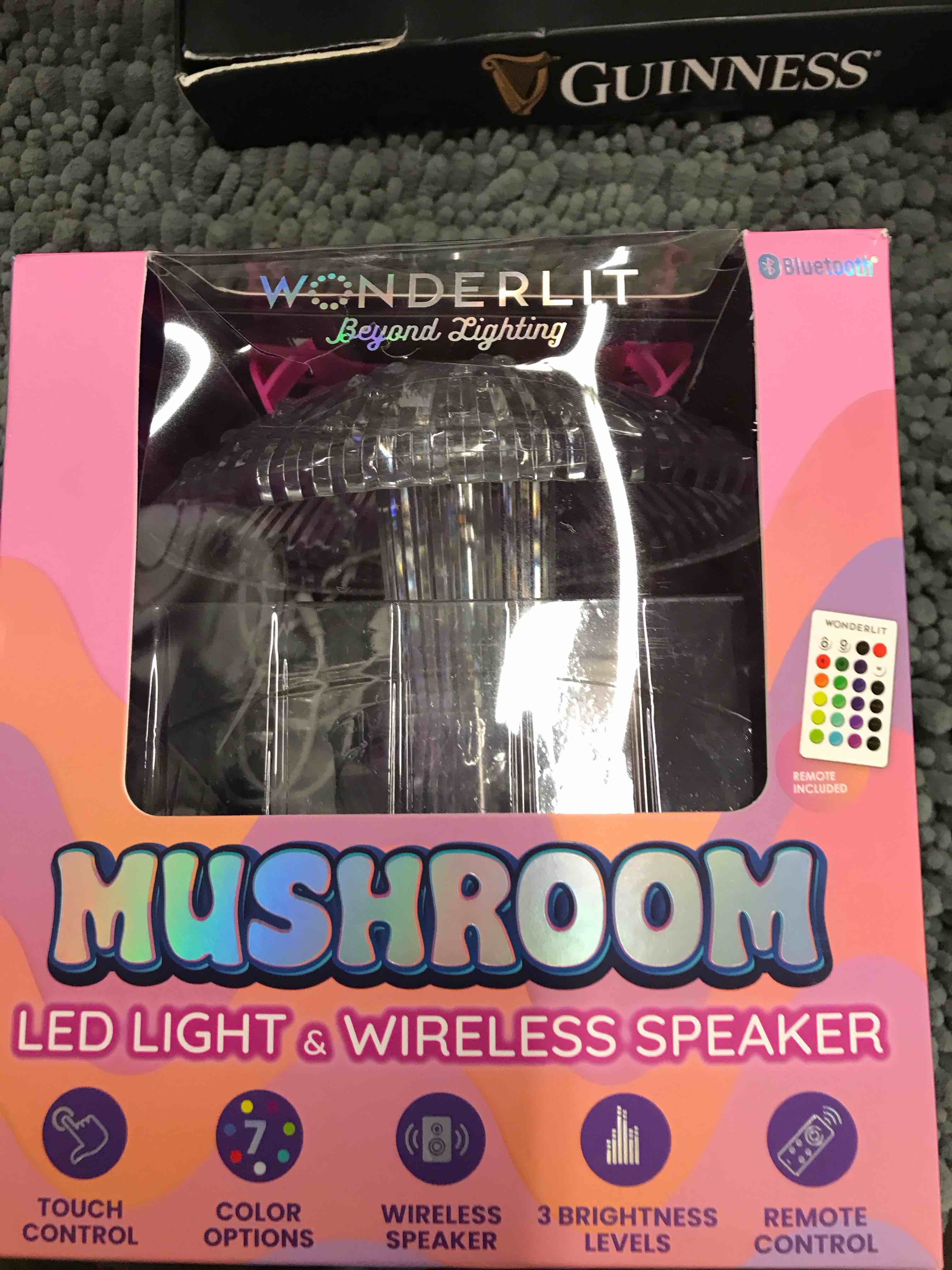 Mushroom LED Light & Wireless Speaker