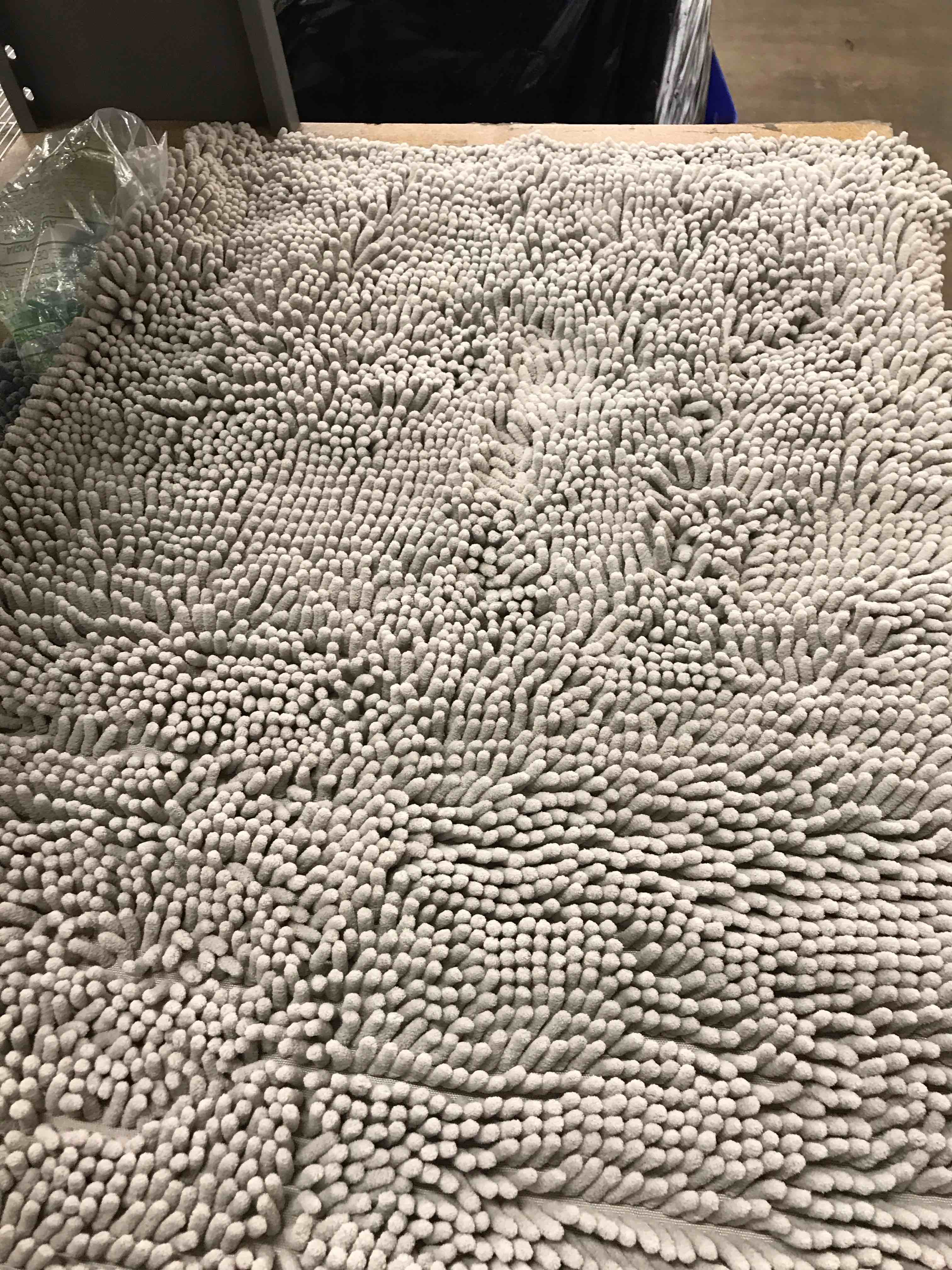 Bathroom Rug.  Light Grey