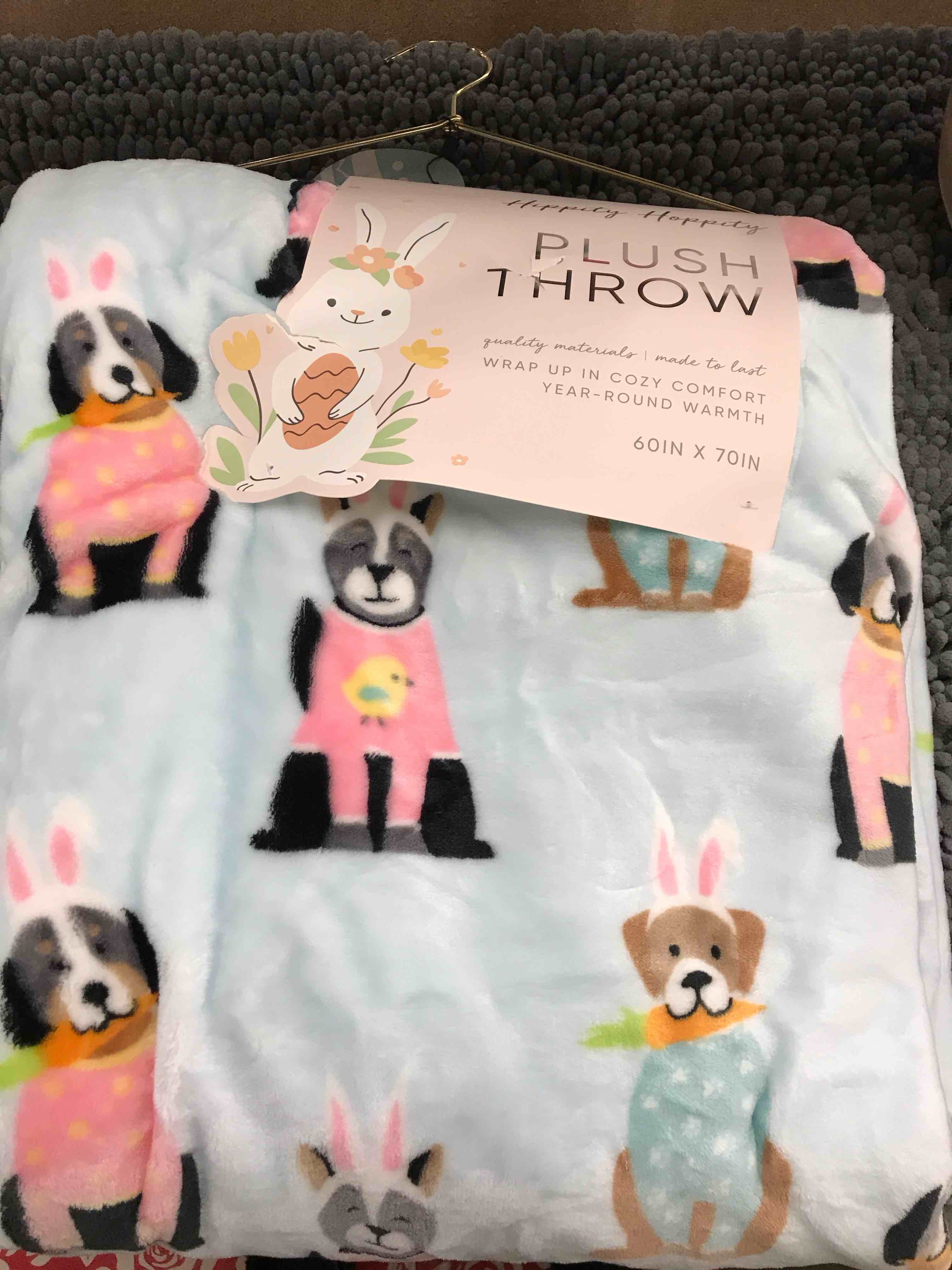 plush throw.   60x70”