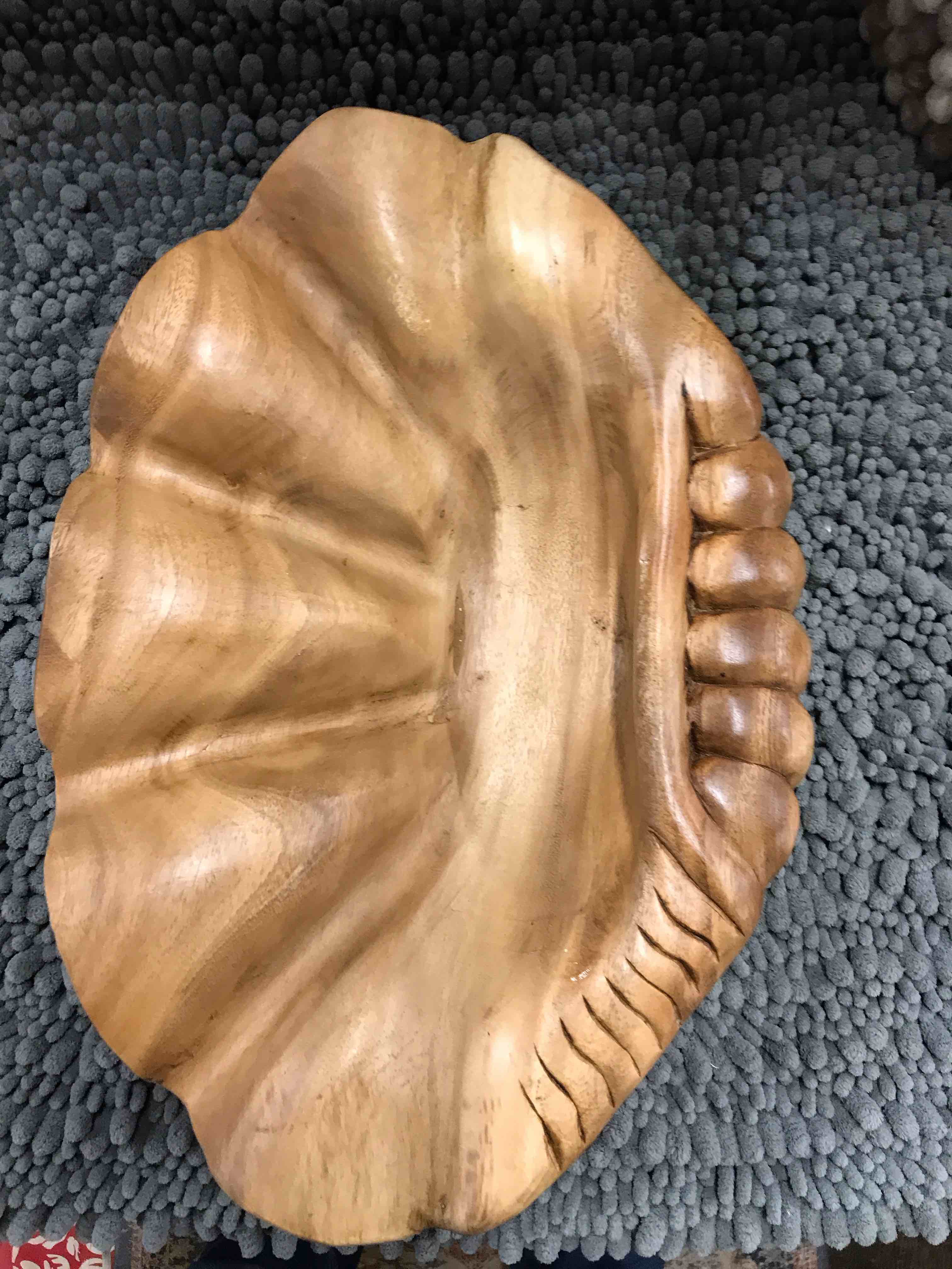 Condition photo showing New/Like New for Home Decor.  Shell 