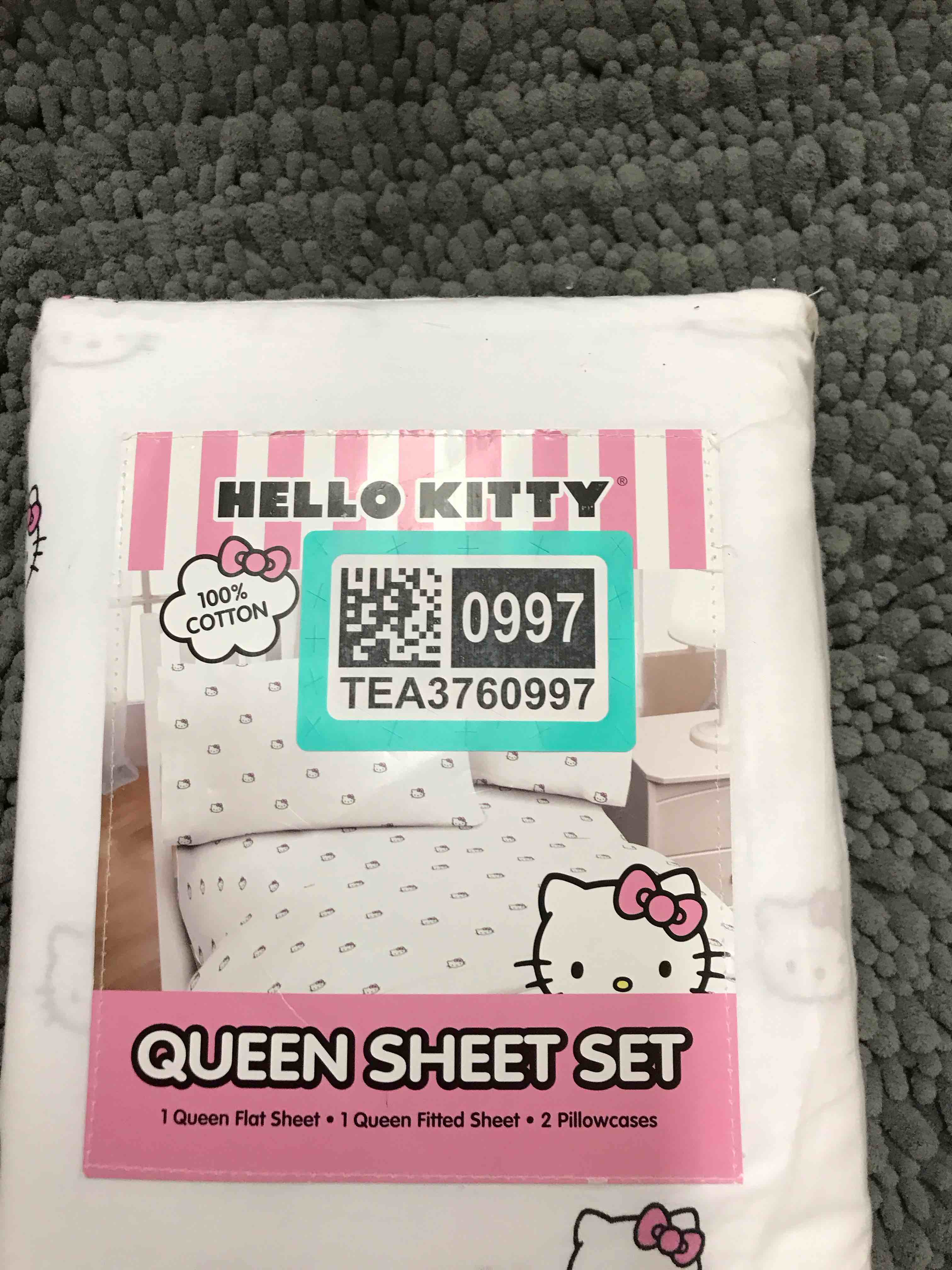 hello kitty queen sheet set