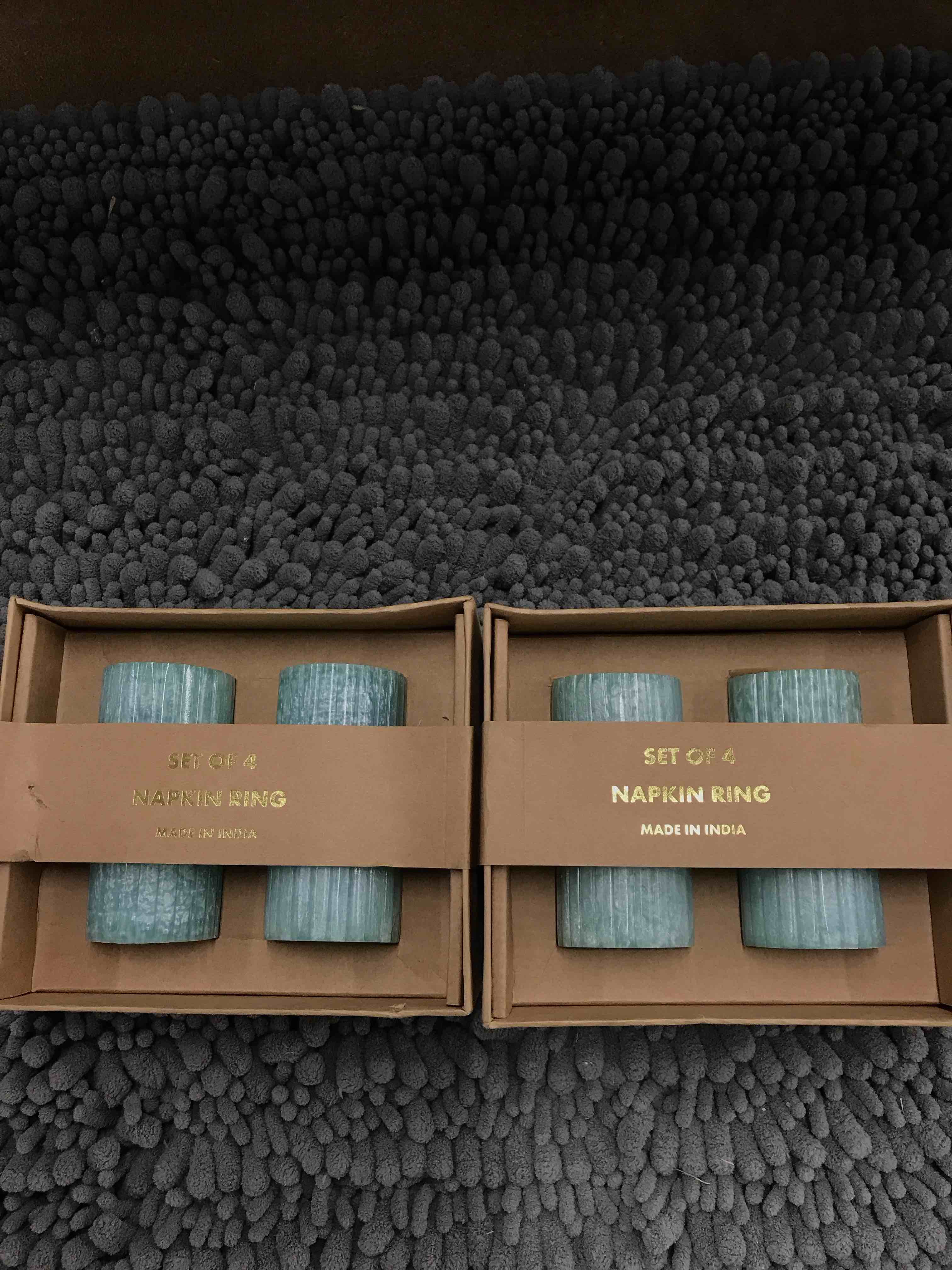 set of 8 napkin rings
