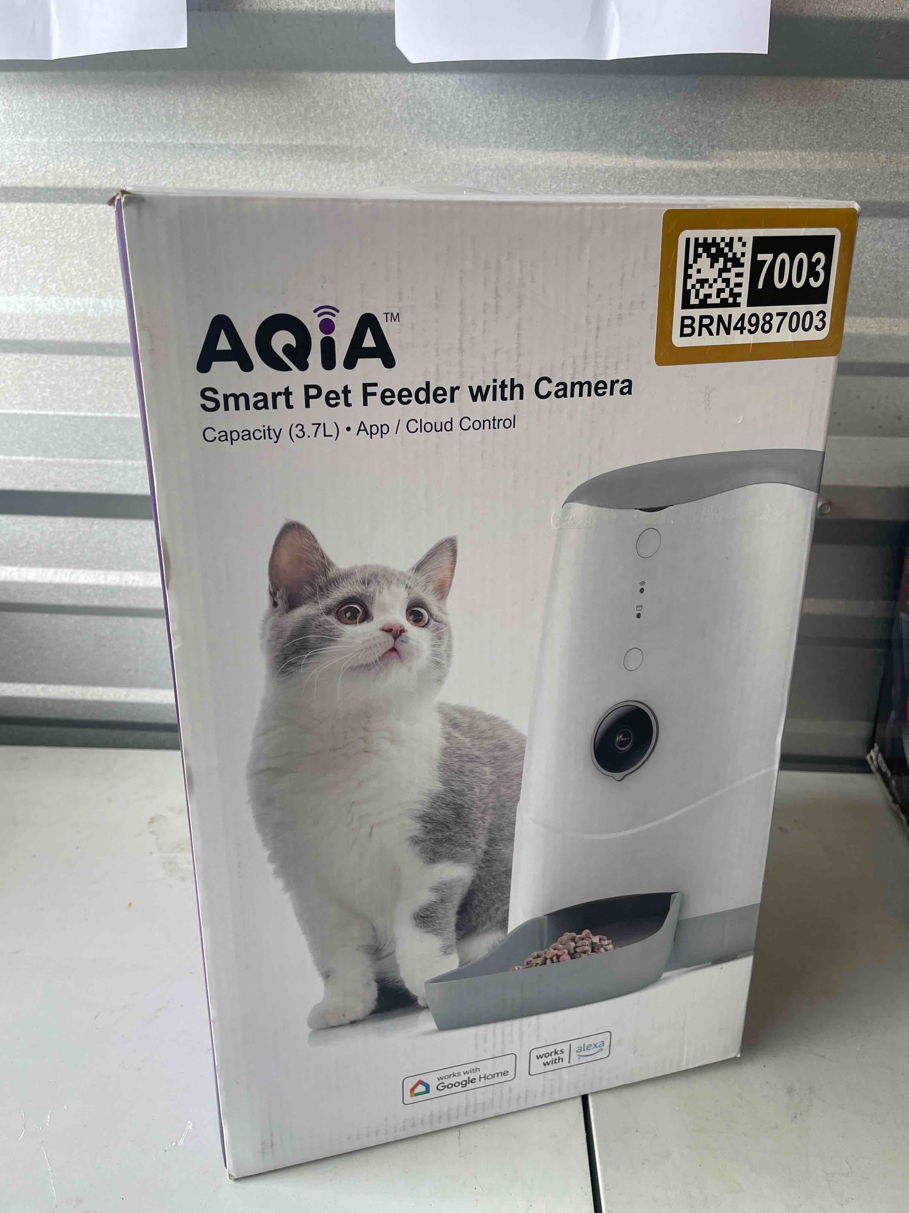 Condition photo showing Good Condition for aqia smart pet feeder with camera