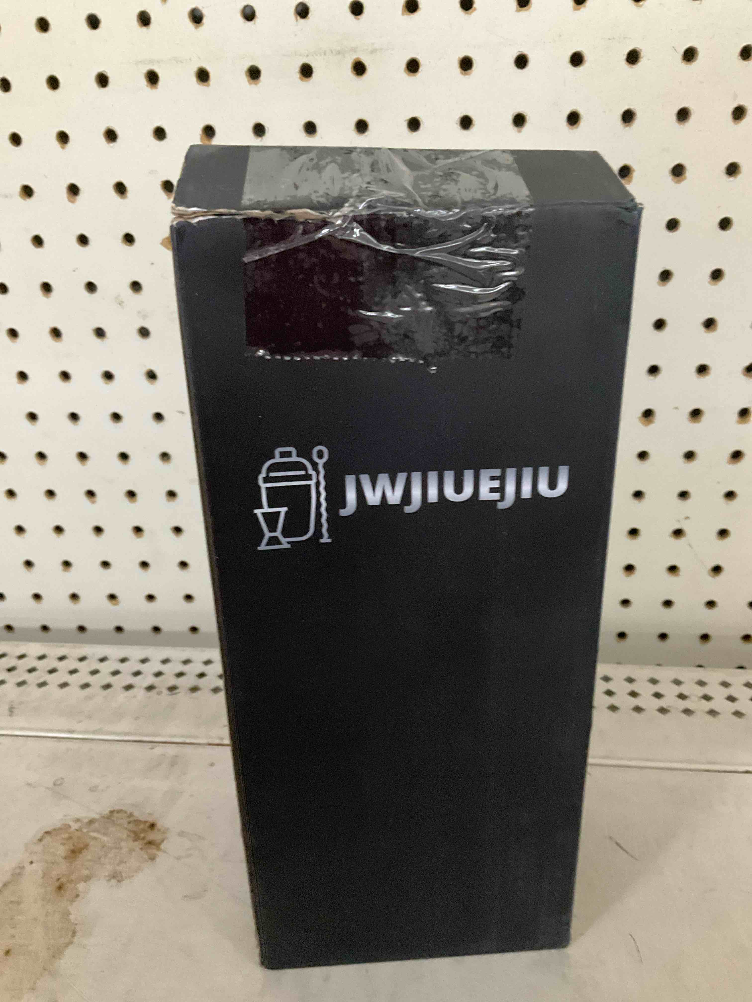 https://s3.amazonaws.com/lotting-images-prod/TrapsLLC/GRA3752229_1779283101692.jpeg
