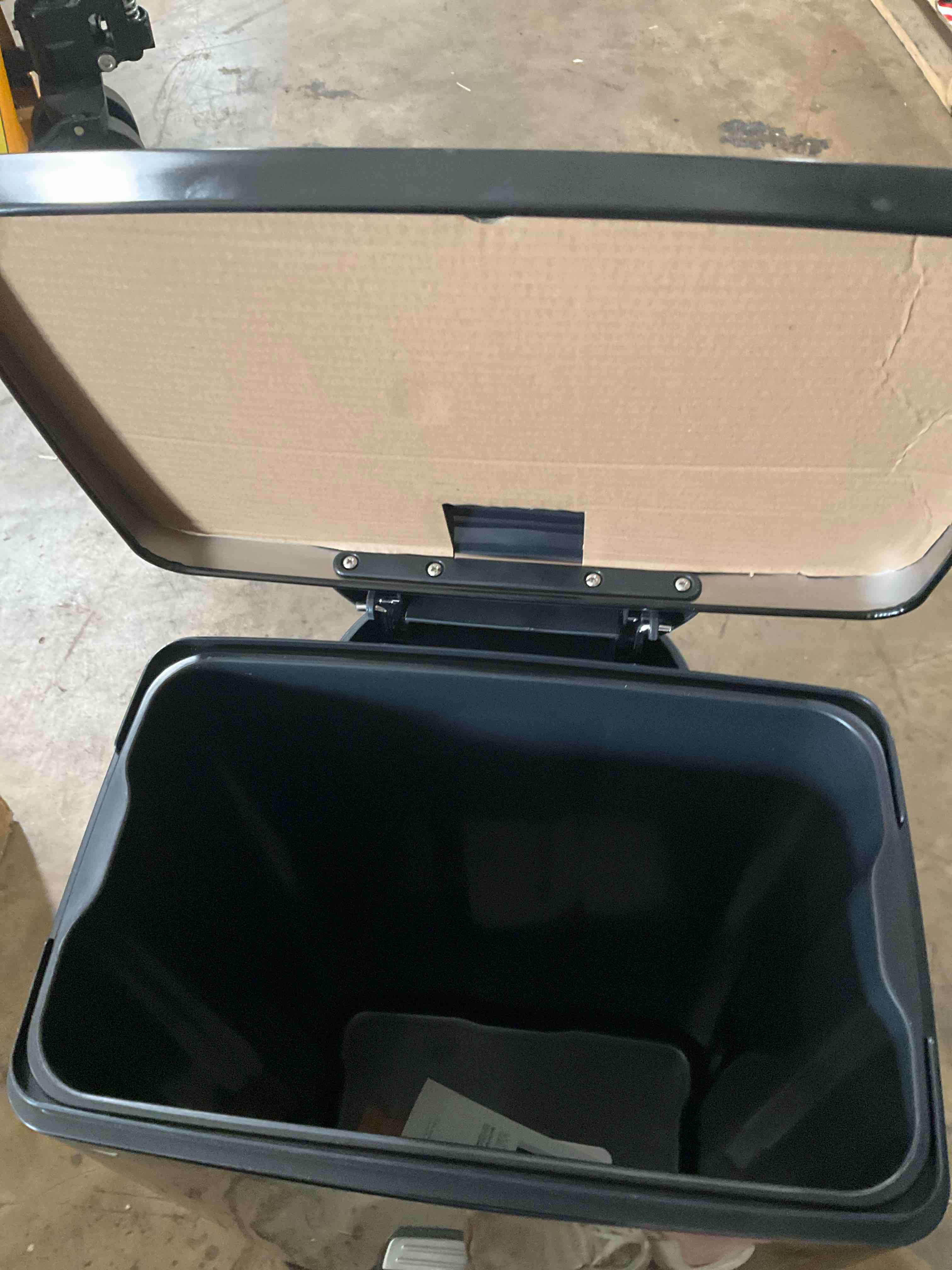 https://s3.amazonaws.com/lotting-images-prod/TrapsLLC/PPE5017144_1778259488909.jpeg