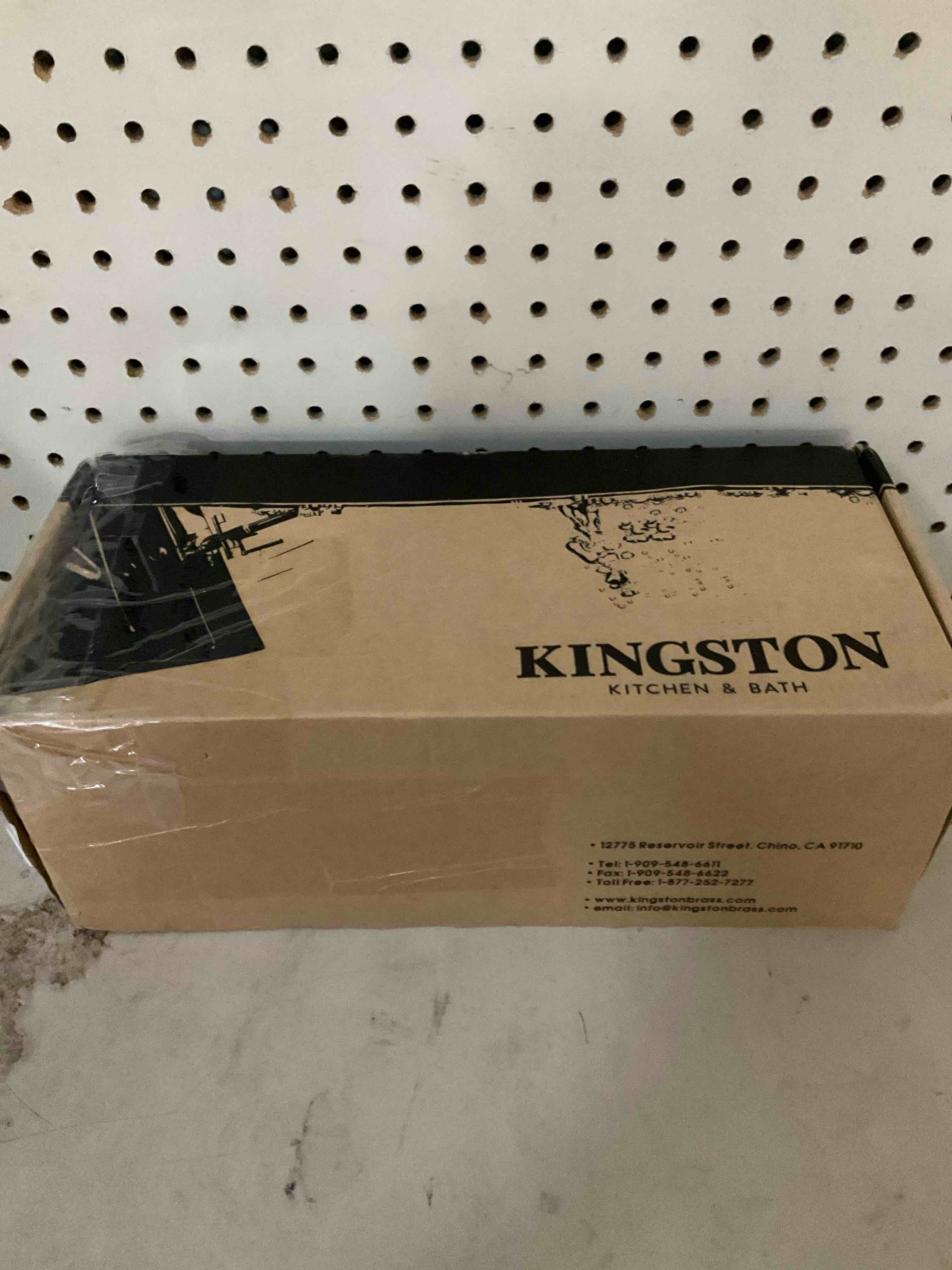 https://s3.amazonaws.com/lotting-images-prod/TrapsLLC/PPE7000325_1784899938498.jpeg
