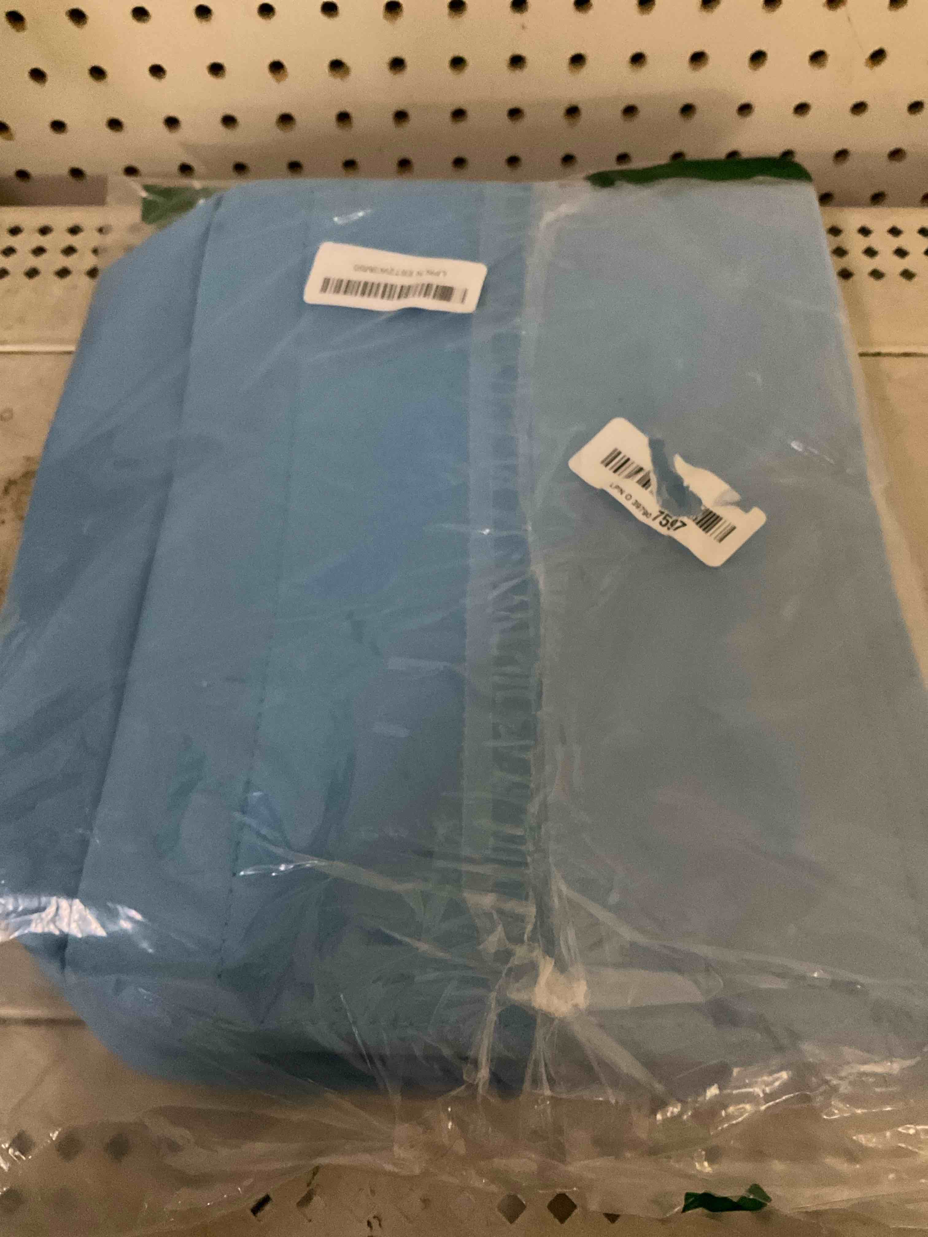 https://s3.amazonaws.com/lotting-images-prod/TrapsLLC/PPE7000334_1784900508246.jpeg