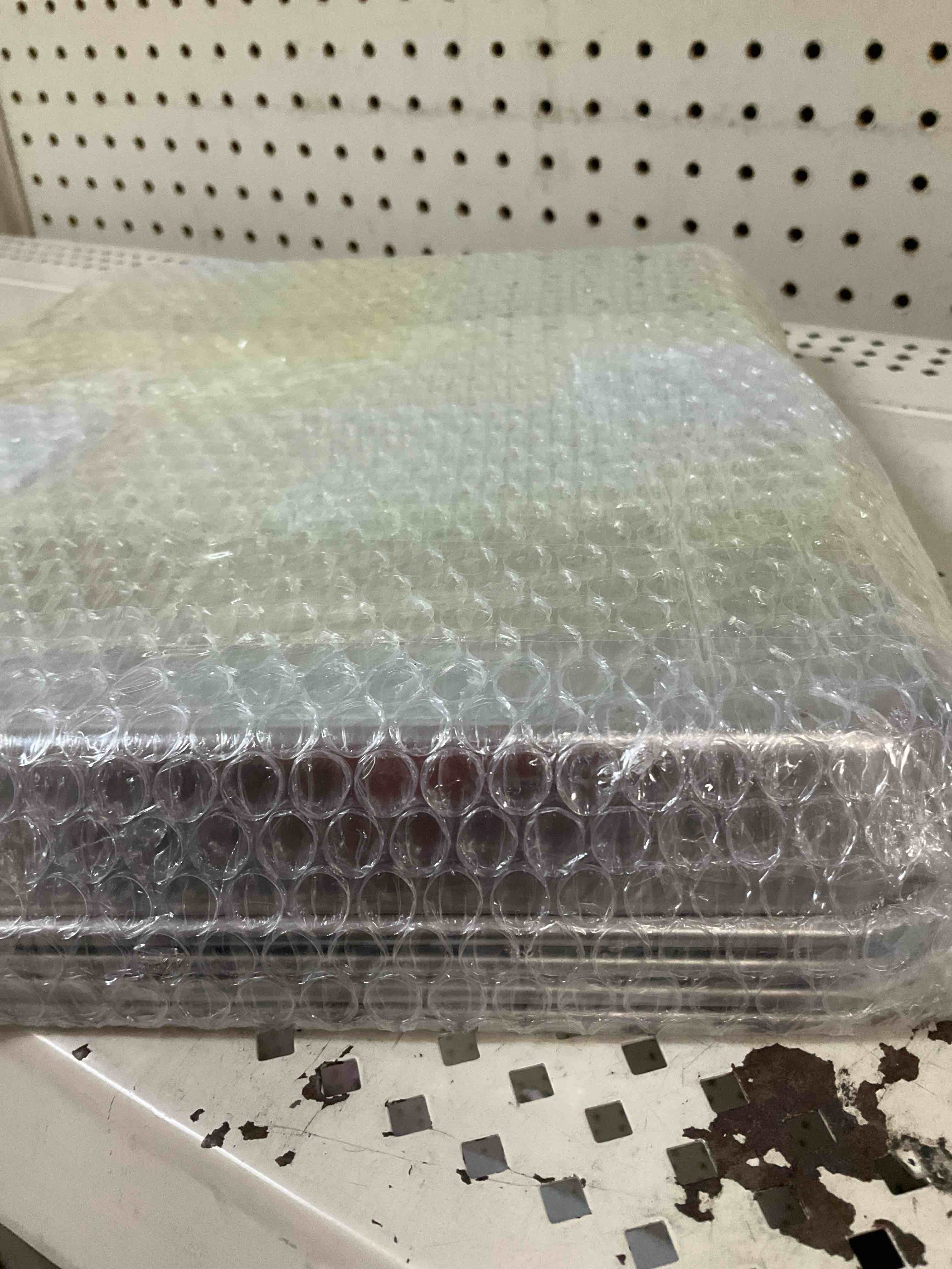 https://s3.amazonaws.com/lotting-images-prod/TrapsLLC/TEA7103707_1789058791934.jpeg