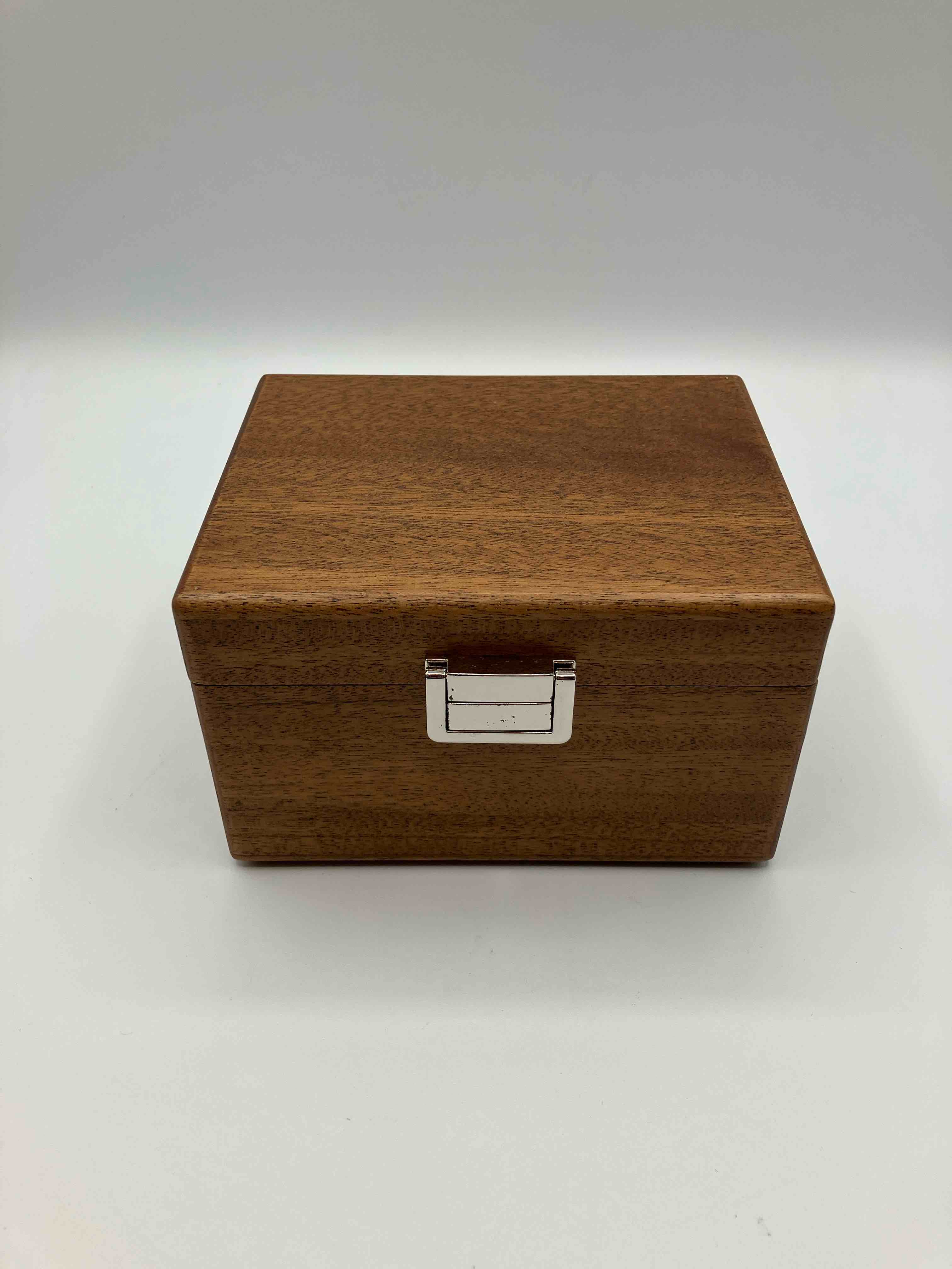 Exper City Watch Box WTC Brown