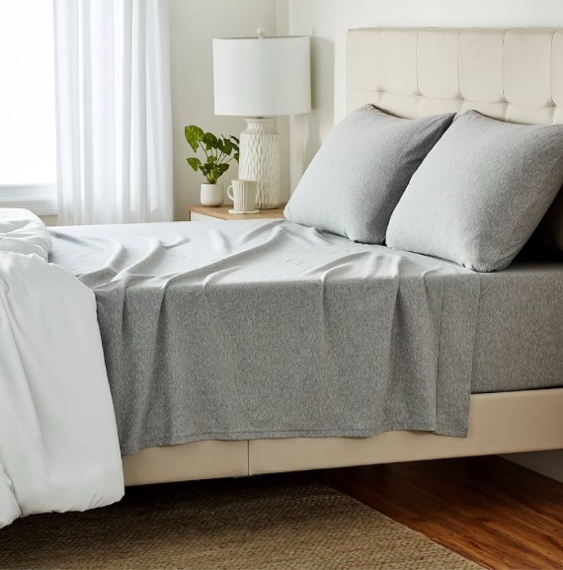 Amazon Basics 4 Piece Bed Sheet Set, 100% Cotton Jersey, Includes Super Soft, Flat and Fitted Sheets, Pillowcase, King, Light Gray, Solid