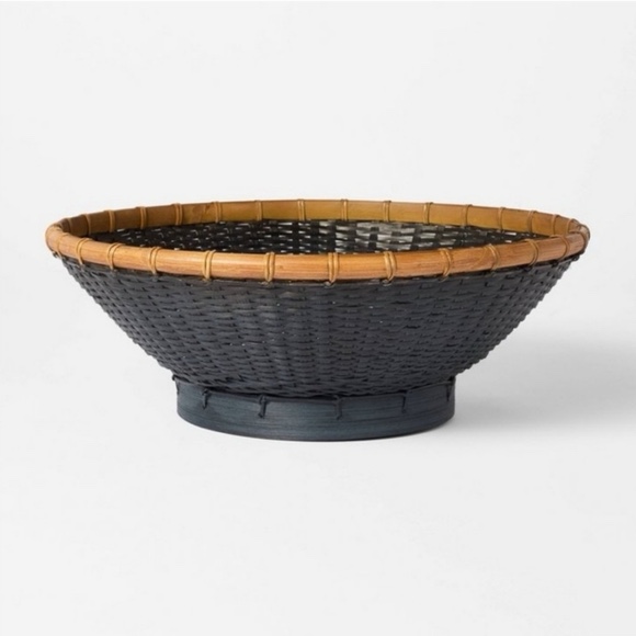 Threshold NWT Large Round Bamboo Decorative Woven Bowl in Slate Black