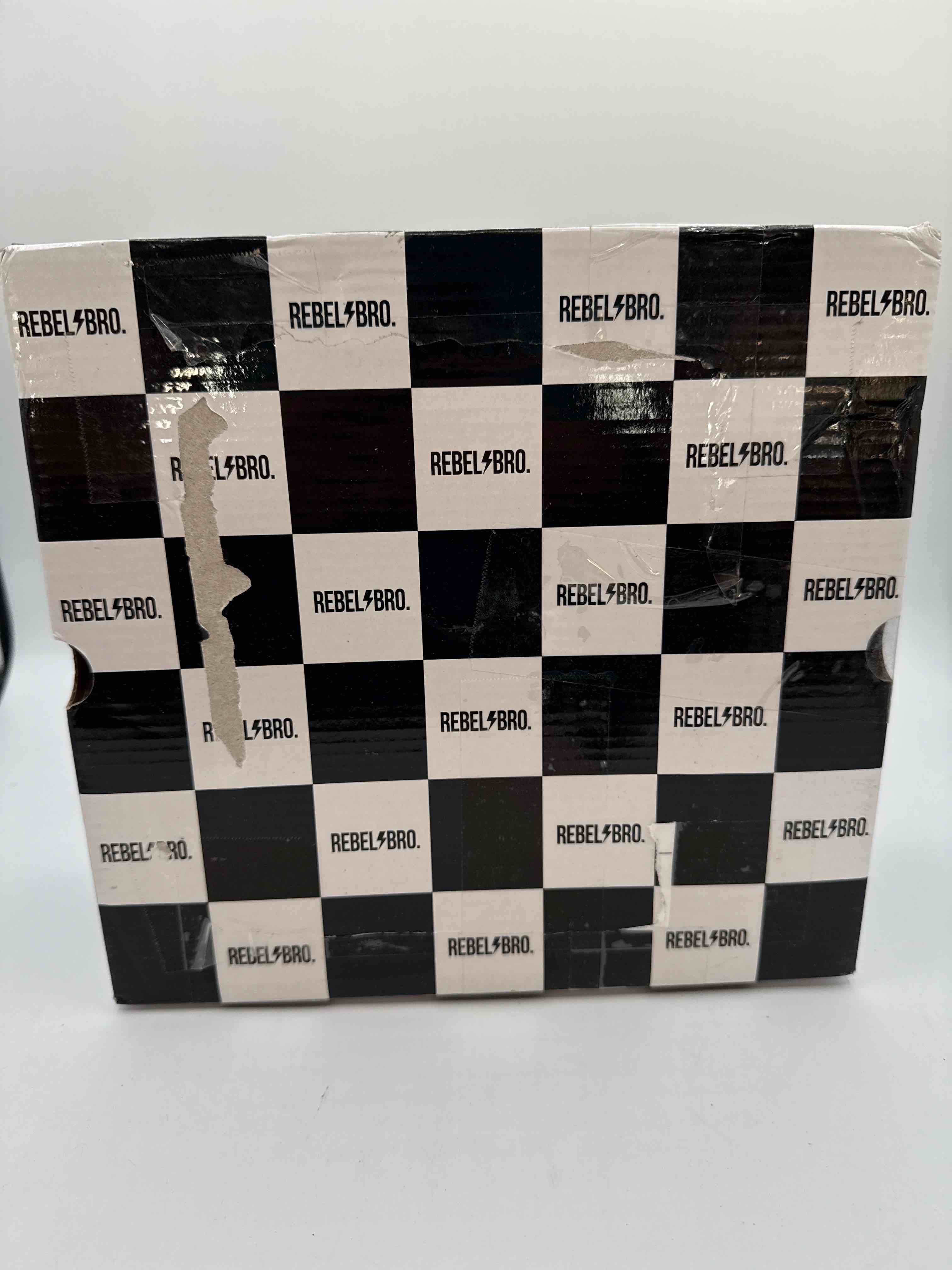 https://s3.amazonaws.com/lotting-images-prod/TrevorC/GRA3628363_1757369322633.jpeg