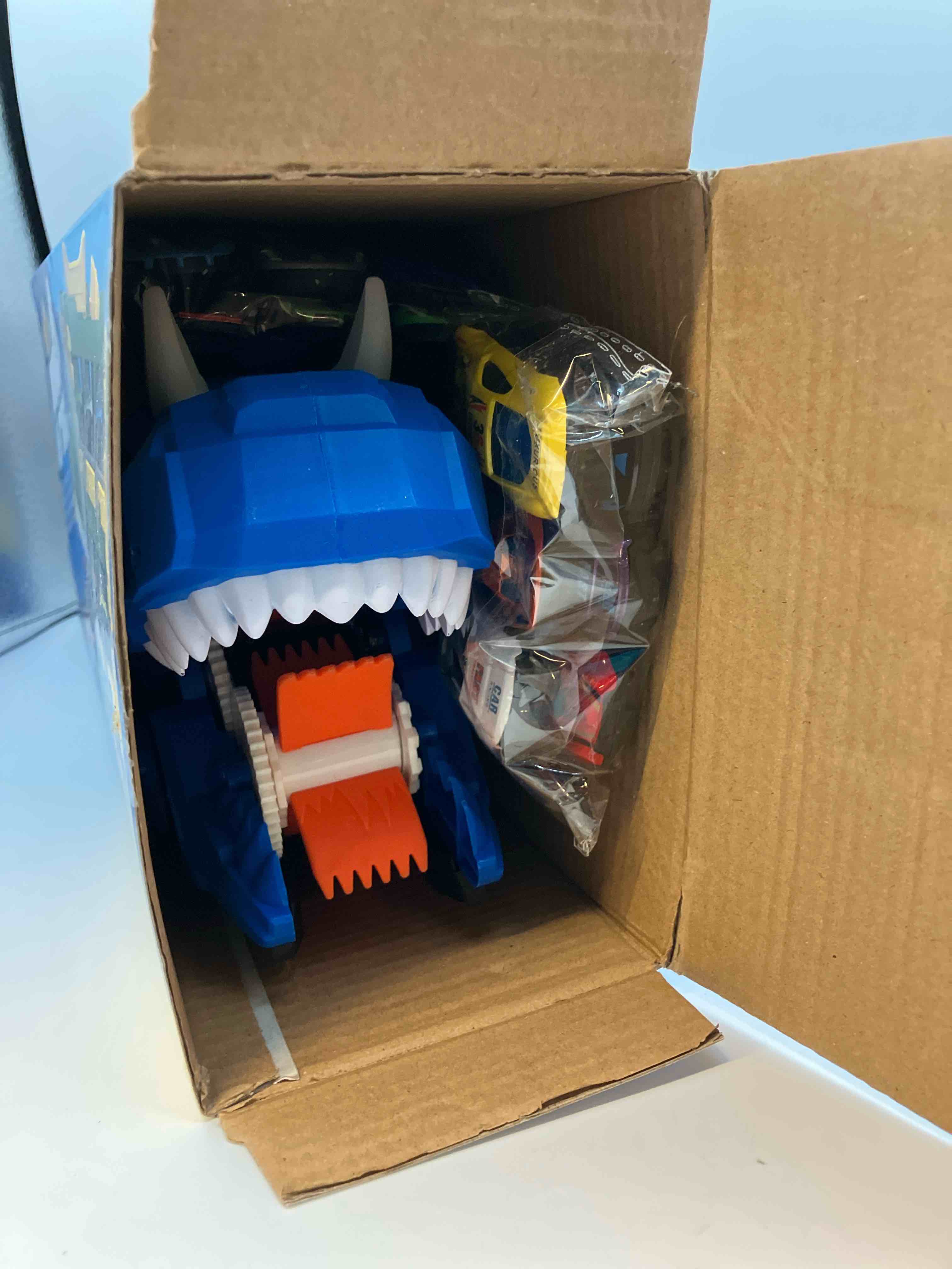 https://s3.amazonaws.com/lotting-images-prod/TrevorC/GRA3628504_1757782404793.jpeg