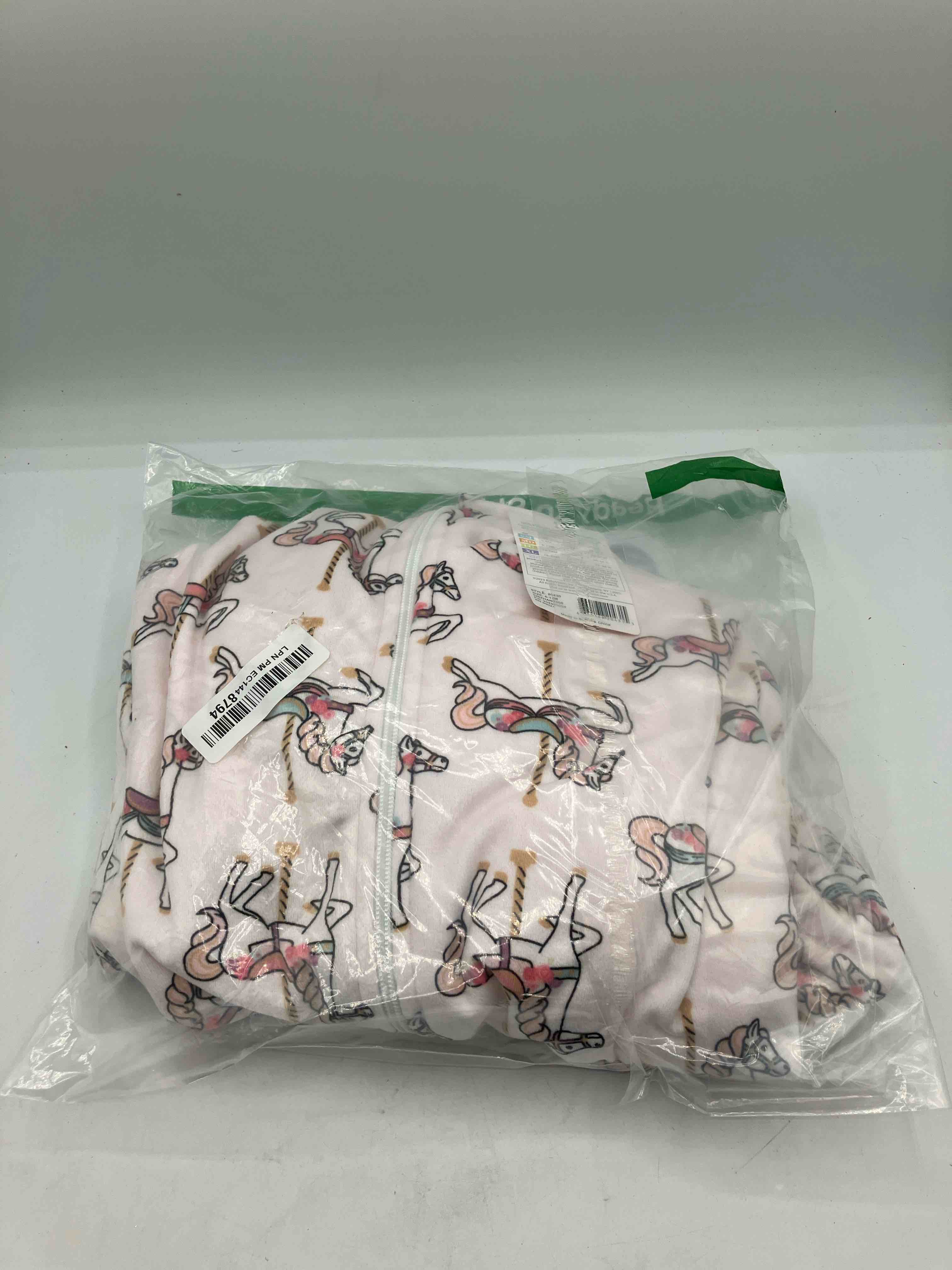 https://s3.amazonaws.com/lotting-images-prod/TrevorC/GRA3628855_1758673221670.jpeg