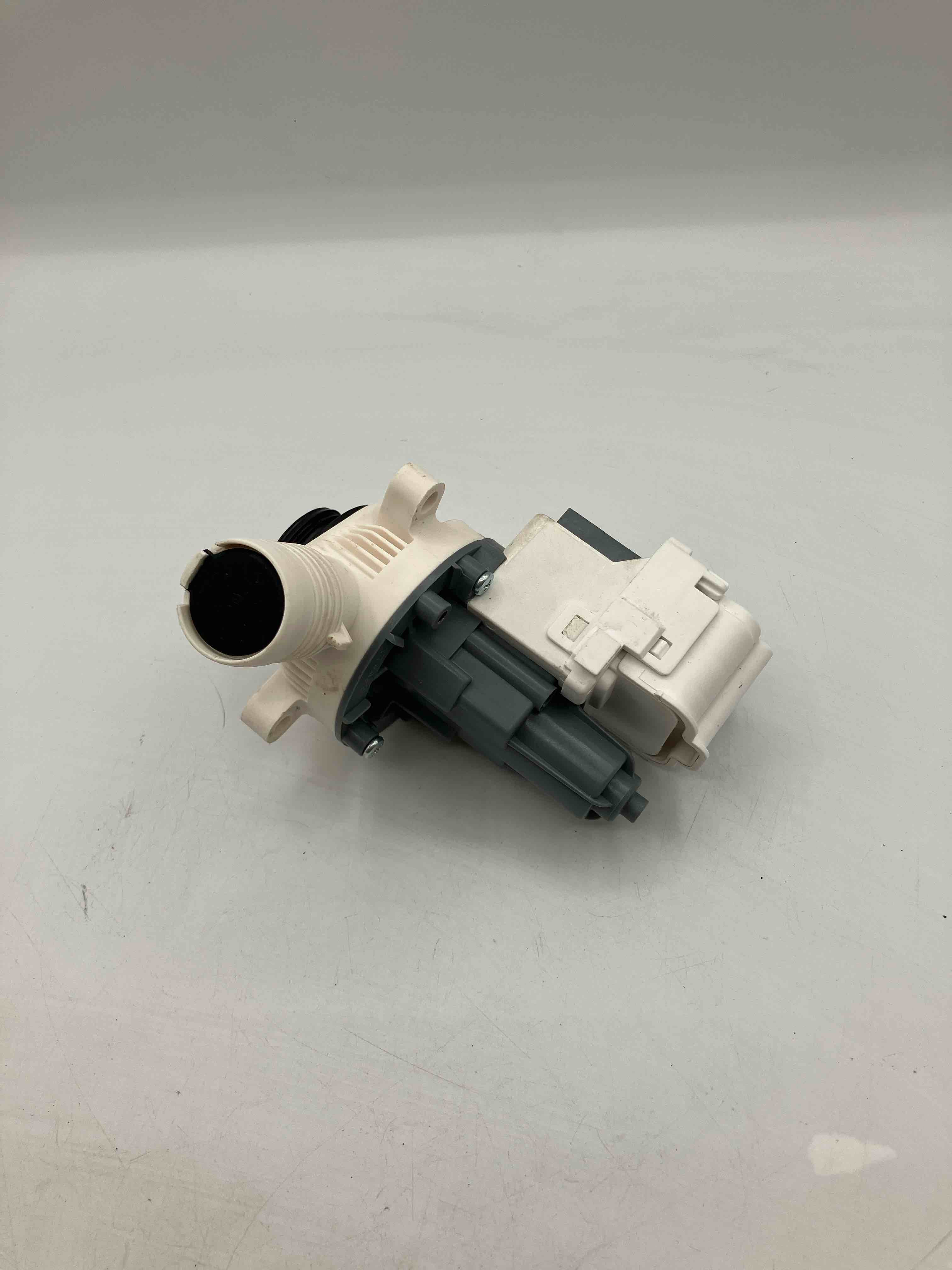 https://s3.amazonaws.com/lotting-images-prod/TrevorC/GRA3629053_1759242958851.jpeg