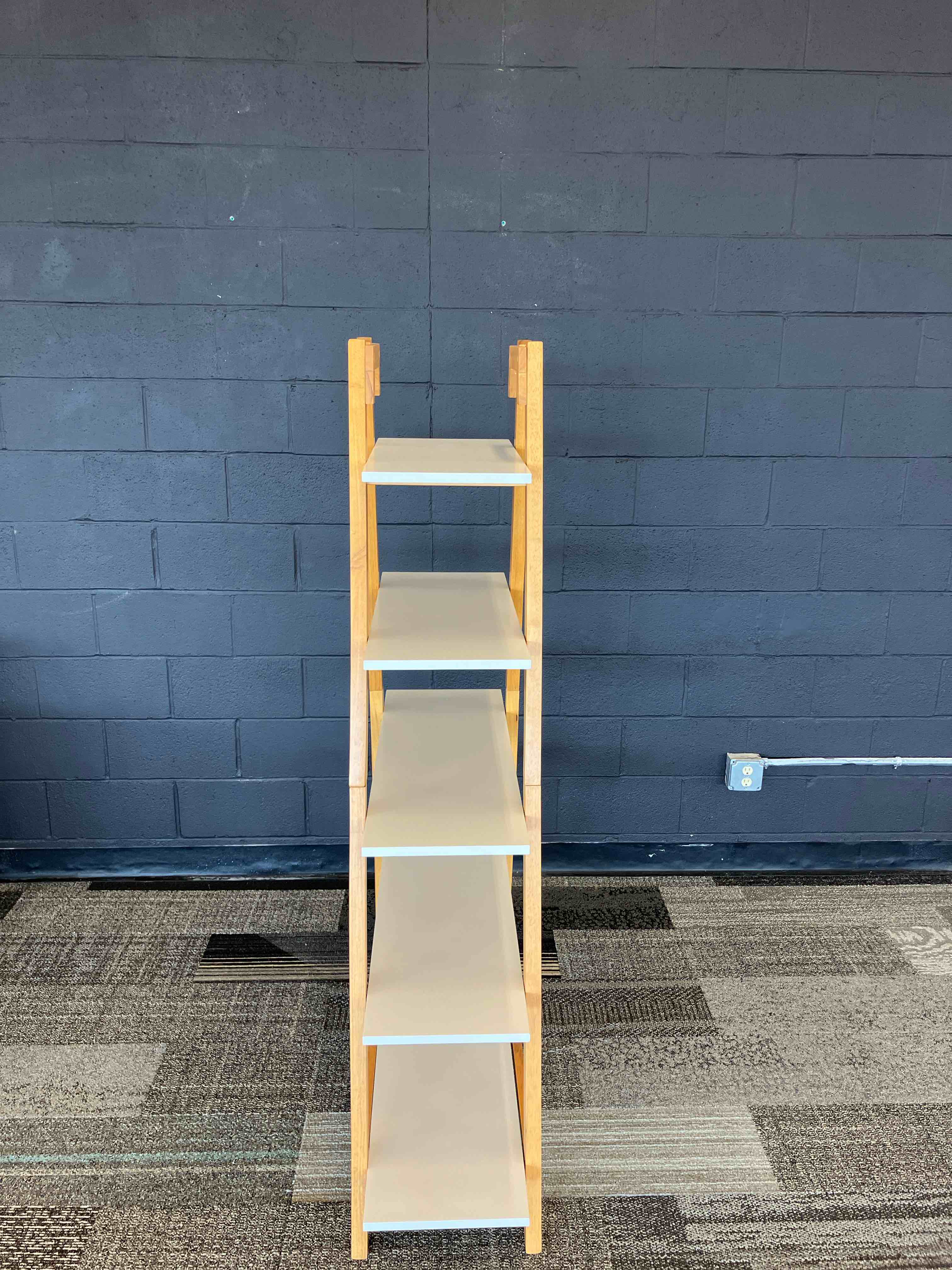 https://s3.amazonaws.com/lotting-images-prod/TrevorC/PPE3592004_1756498018563.jpeg