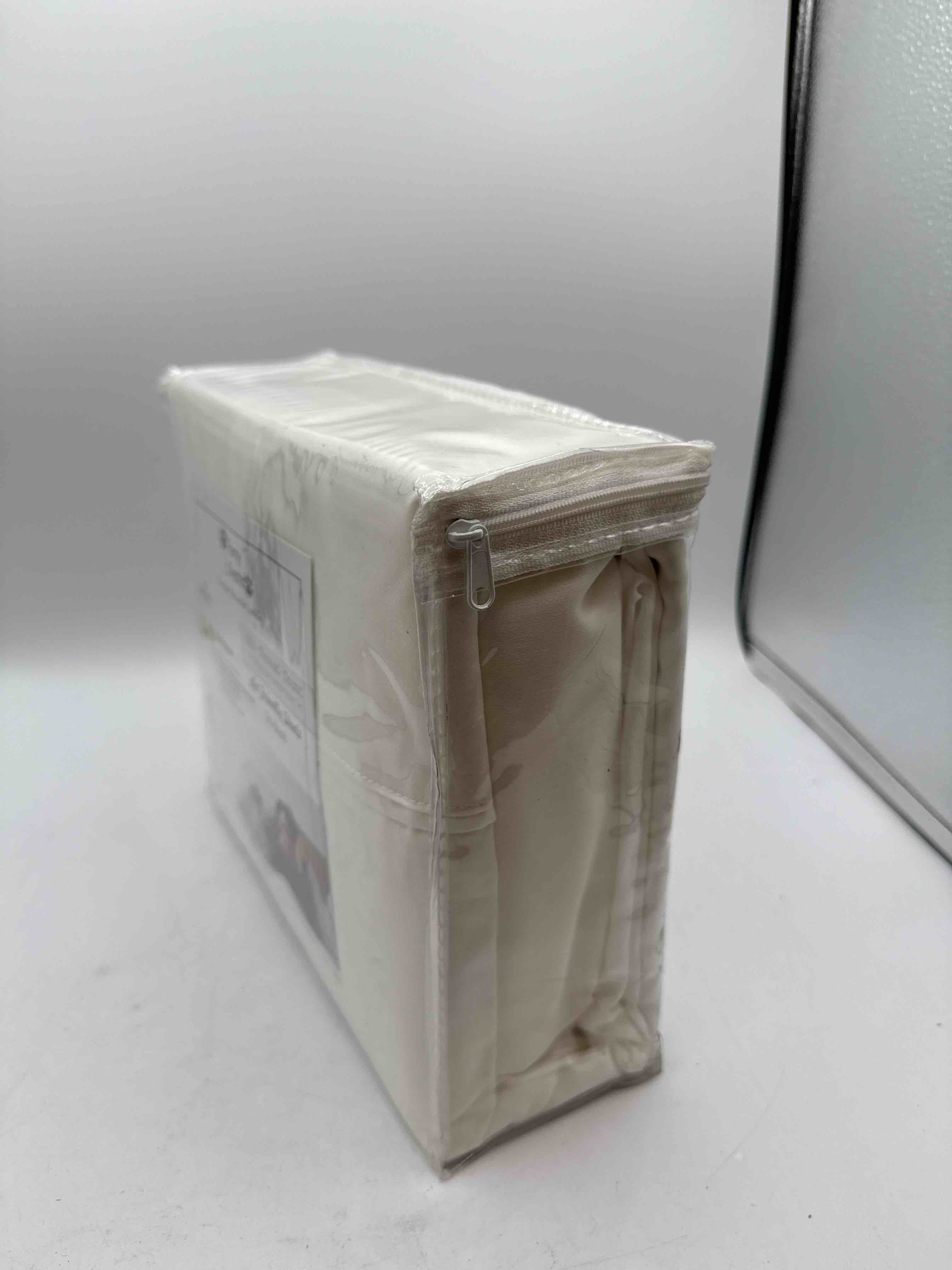 https://s3.amazonaws.com/lotting-images-prod/TrevorC/PPE3592479_1758660244168.jpeg