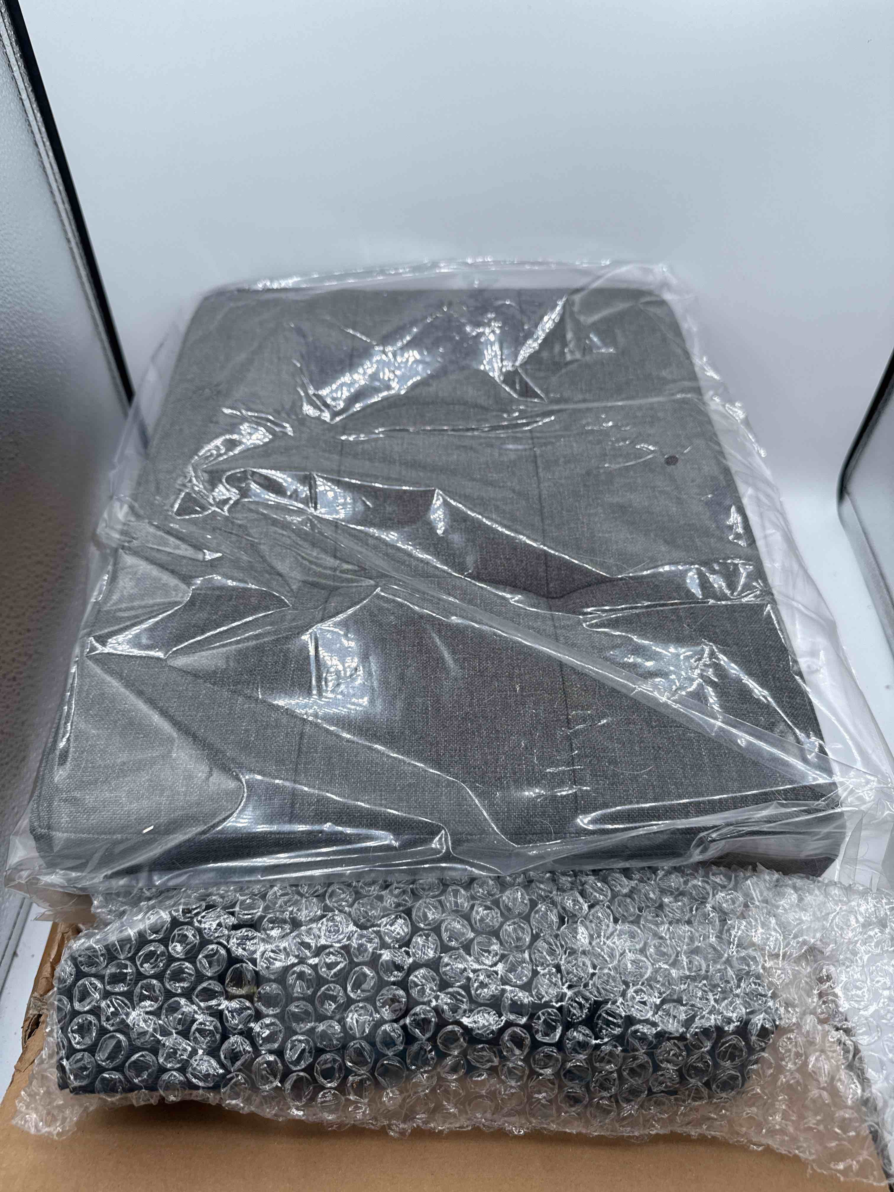 https://s3.amazonaws.com/lotting-images-prod/TrevorC/PPE3592553_1758832373008.jpeg