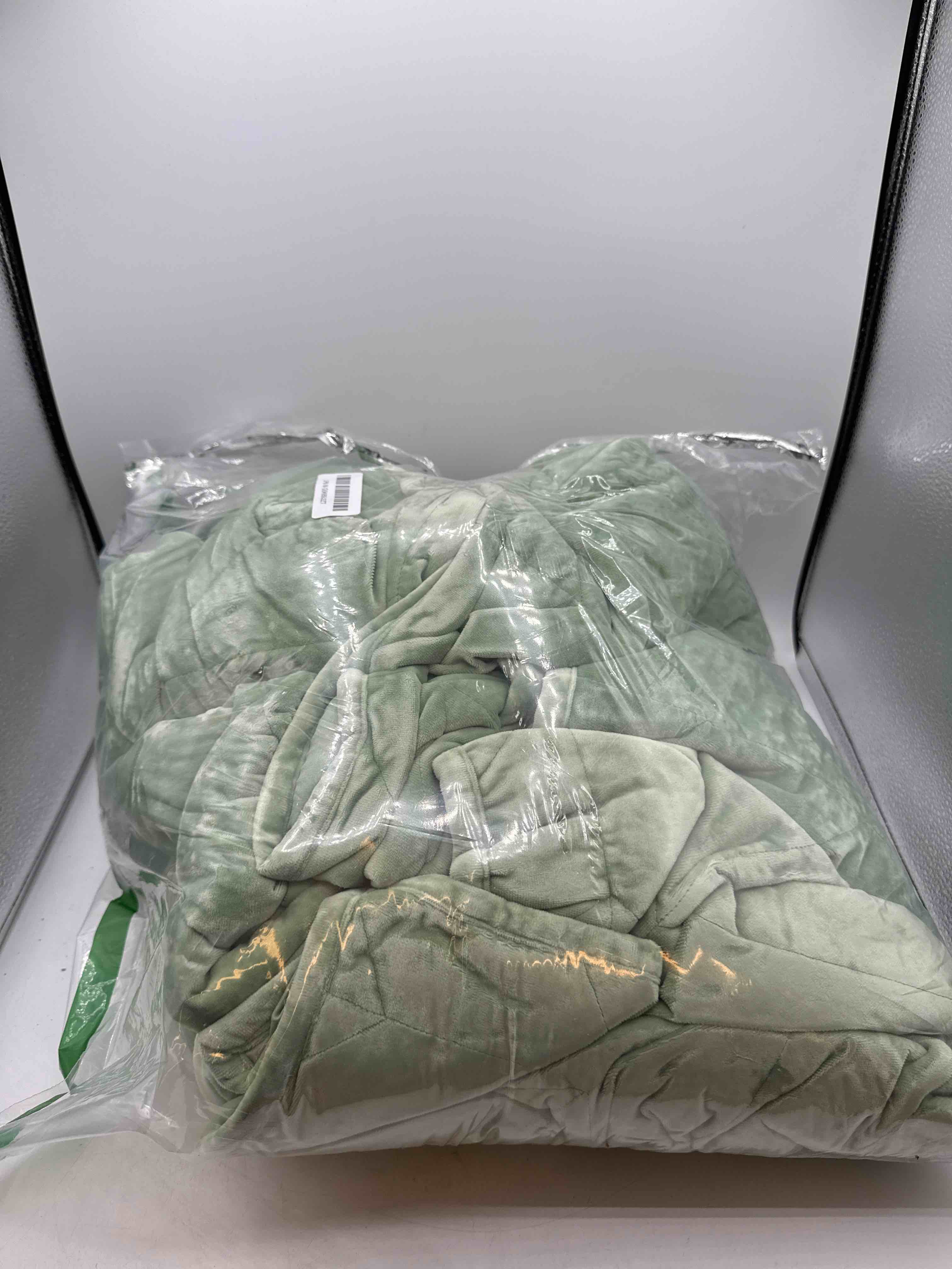 https://s3.amazonaws.com/lotting-images-prod/TrevorC/PPE3592733_1759254729188.jpeg