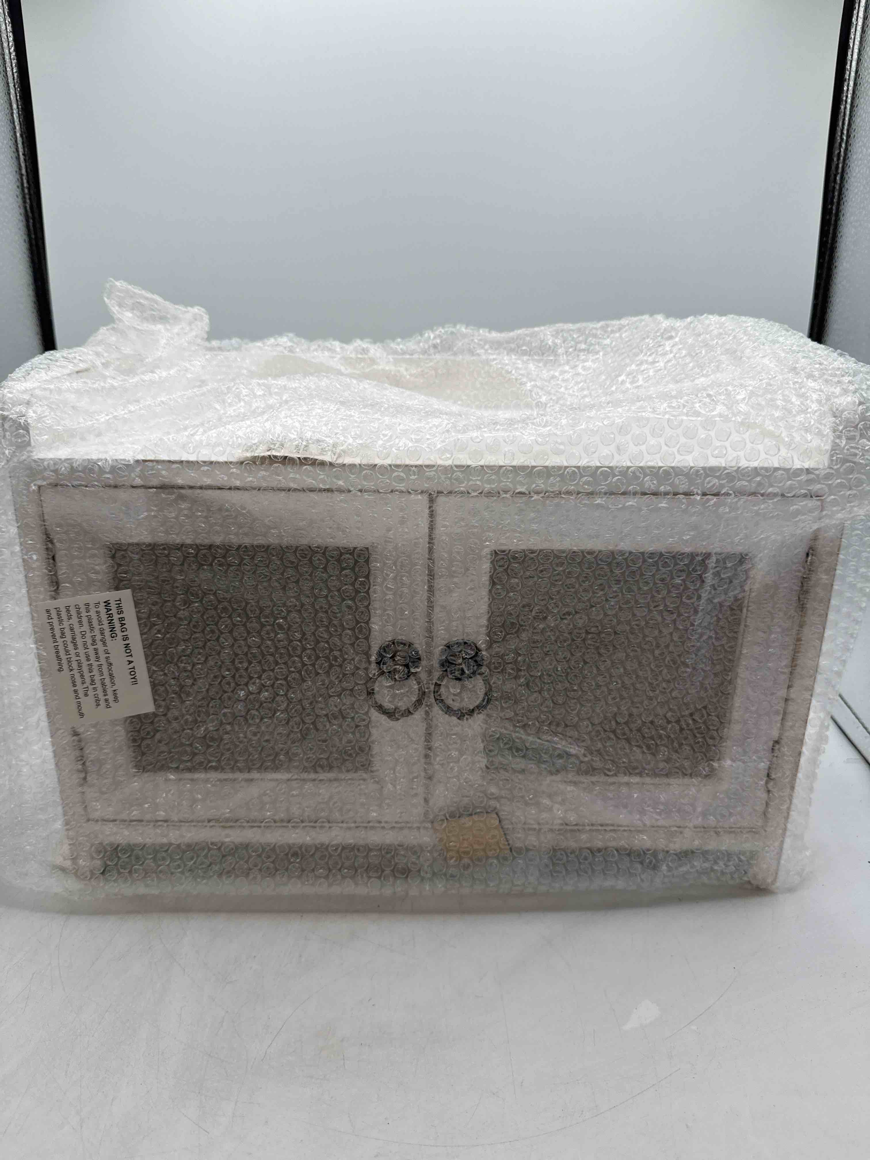 https://s3.amazonaws.com/lotting-images-prod/TrevorC/PPE3593065_1760119901112.jpeg