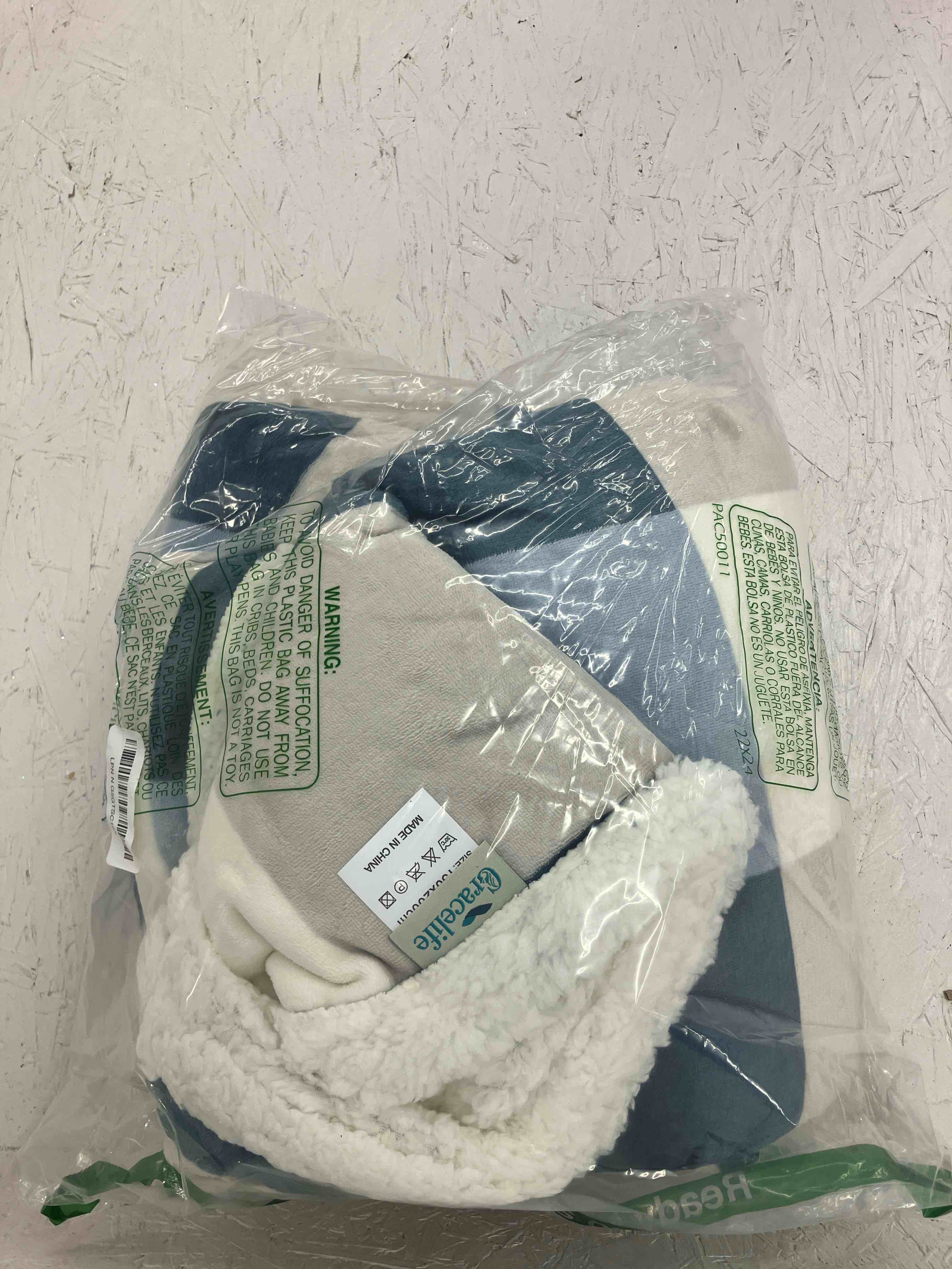 https://s3.amazonaws.com/lotting-images-prod/TrevorC/PPE3593209_1760539067836.jpeg