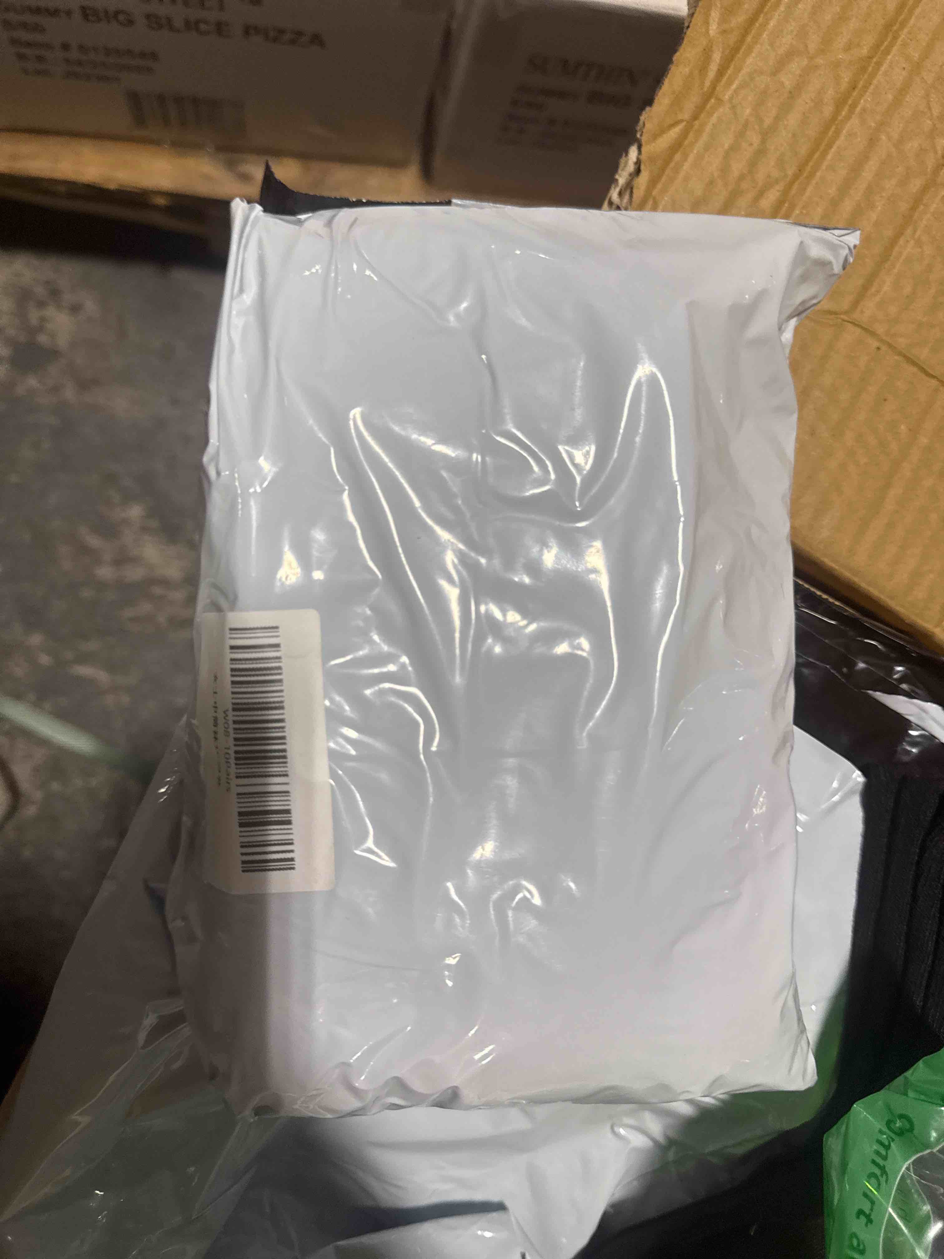https://s3.amazonaws.com/lotting-images-prod/W08-10Pairs_1782219848069.jpeg