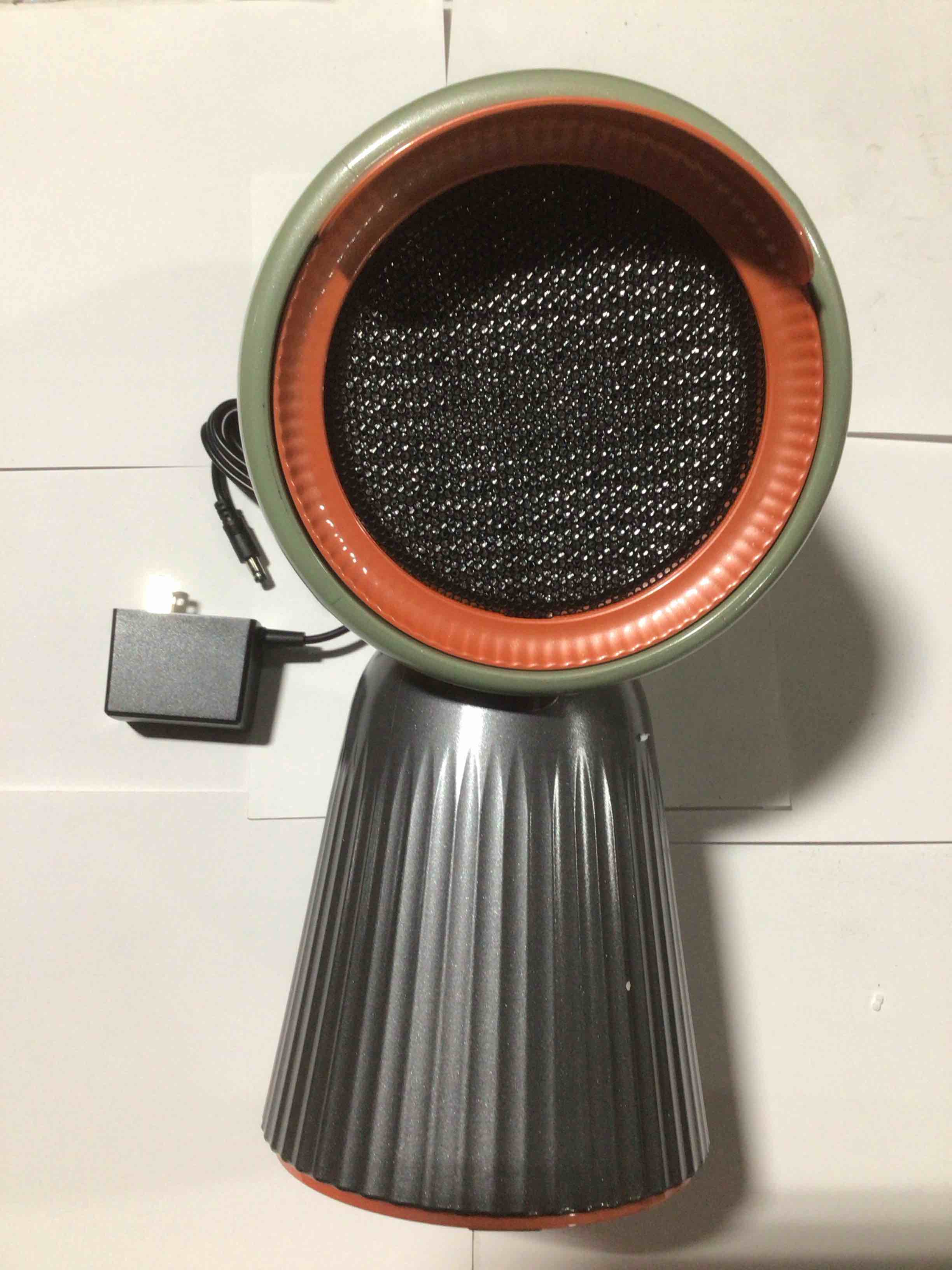 Condition photo showing Good Condition for Portable Extractor Fan, Desktop Range Hood for Kitchen, with 260m³/h Strong Suction Power, 3 Wind Speeds, Removable Filter, Low Noise, Cooker Hood for Indoor Hot Pot BBQ Green