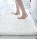Alayrac Non Slip Bathroom Mat, White ( 17.7” x 25.6” )