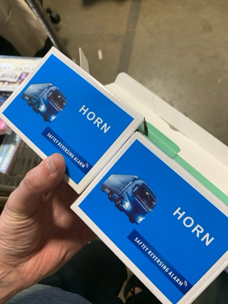 https://s3.amazonaws.com/lotting-images-prod/X002R3PR0H_1714751415221.jpeg