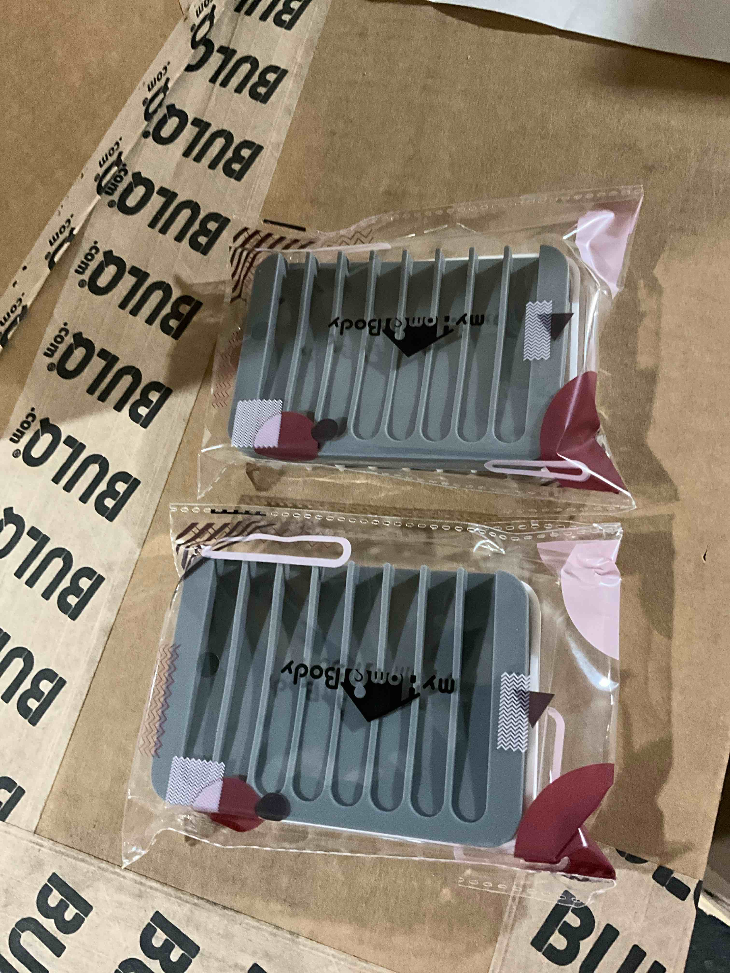 https://s3.amazonaws.com/lotting-images-prod/X002ZD9AEX1_1758719373990.jpeg