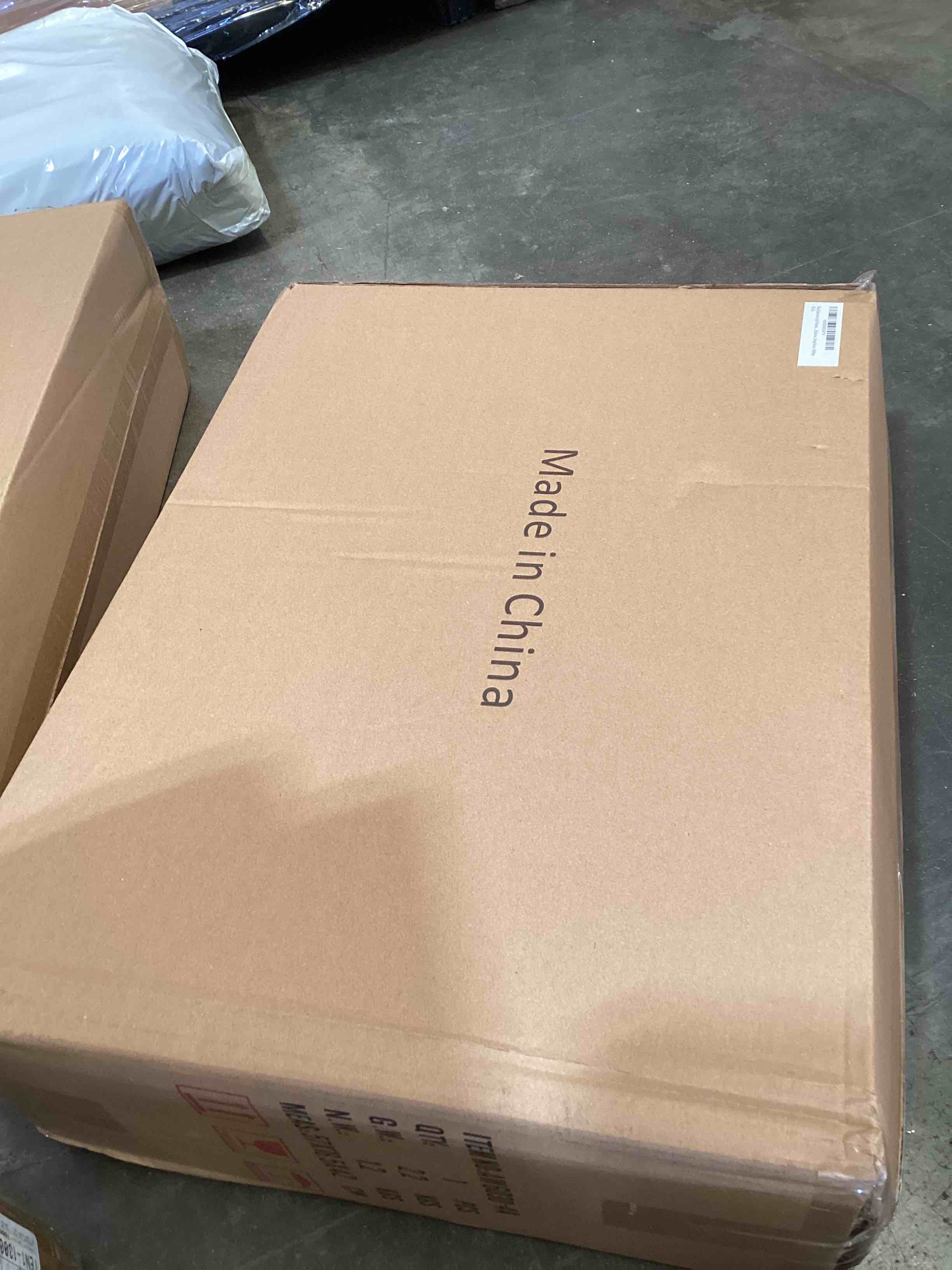 https://s3.amazonaws.com/lotting-images-prod/X0035MQ27V_1722971191361.jpeg