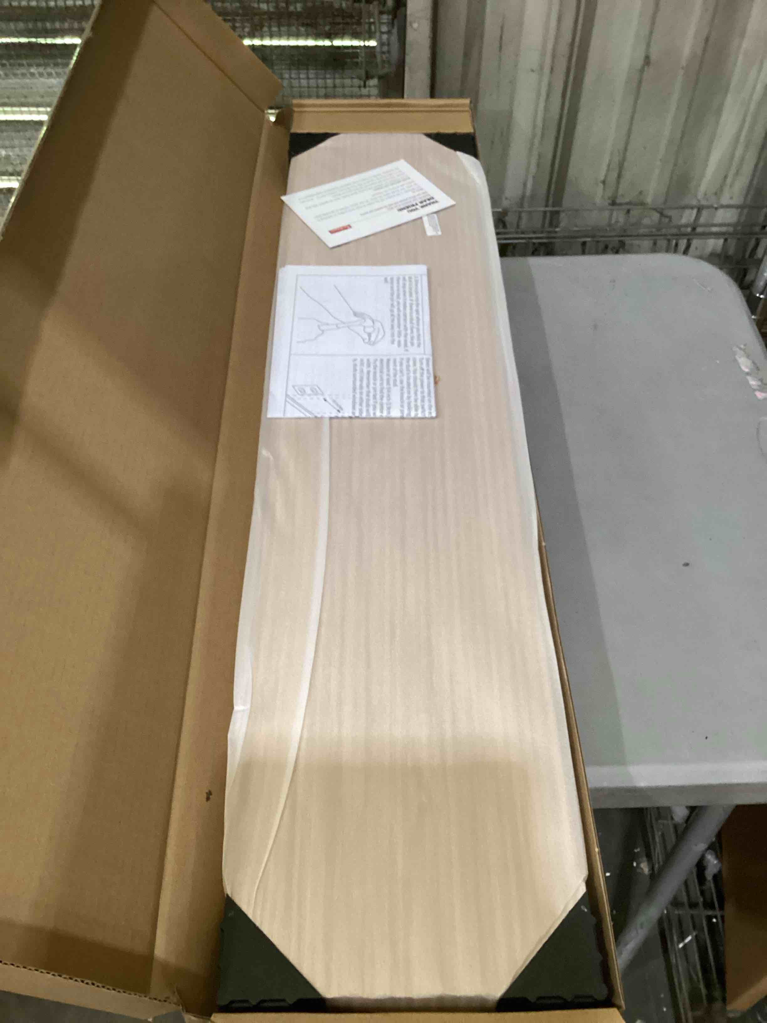 https://s3.amazonaws.com/lotting-images-prod/X003EQDJ83_1749843724827.jpeg
