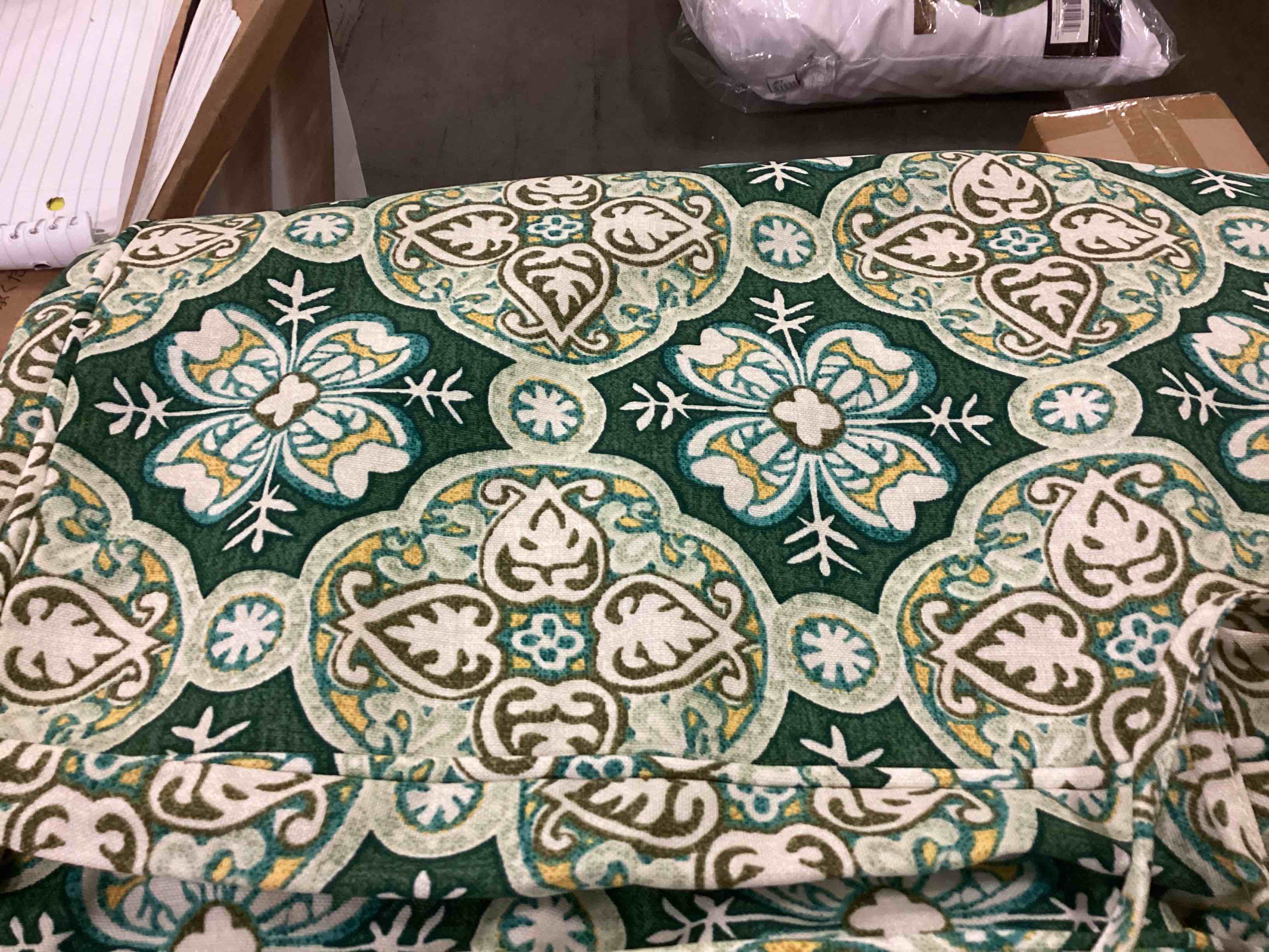 FUN HOME BENCH SWING CUSHION 48” X 20”, GREEN METAL