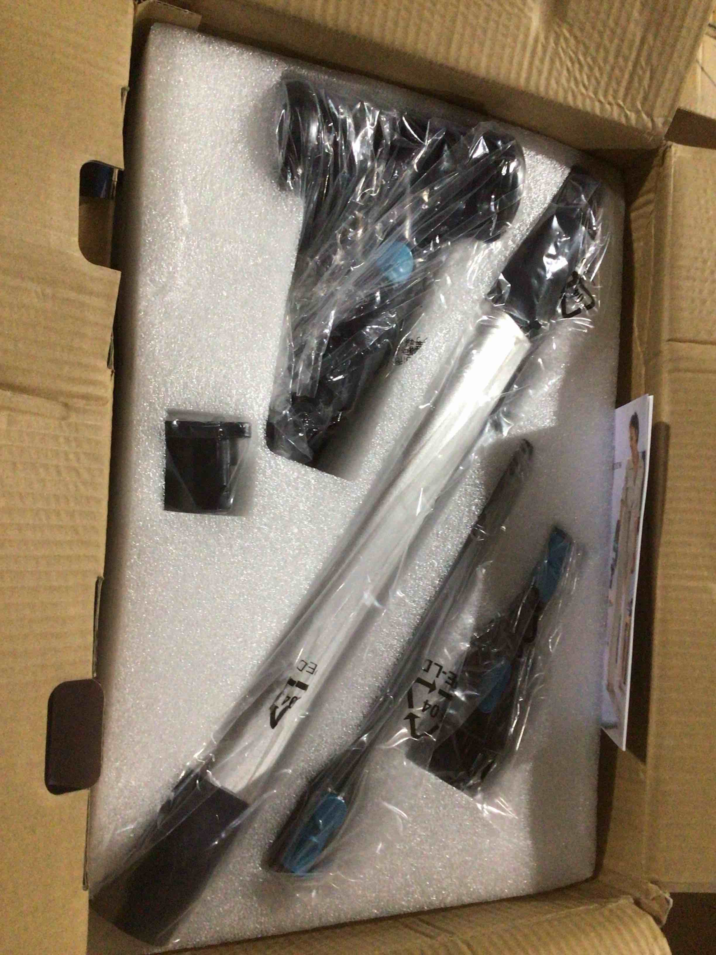 Condition photo showing Good Condition for UMLO - V11 Cordless Vacuum Cleaner for Home, 45Kpa 60Mins Runtime Powerful Stick Vacuum with LED Touch Screen, 6 in 1 Lightweig - Blue