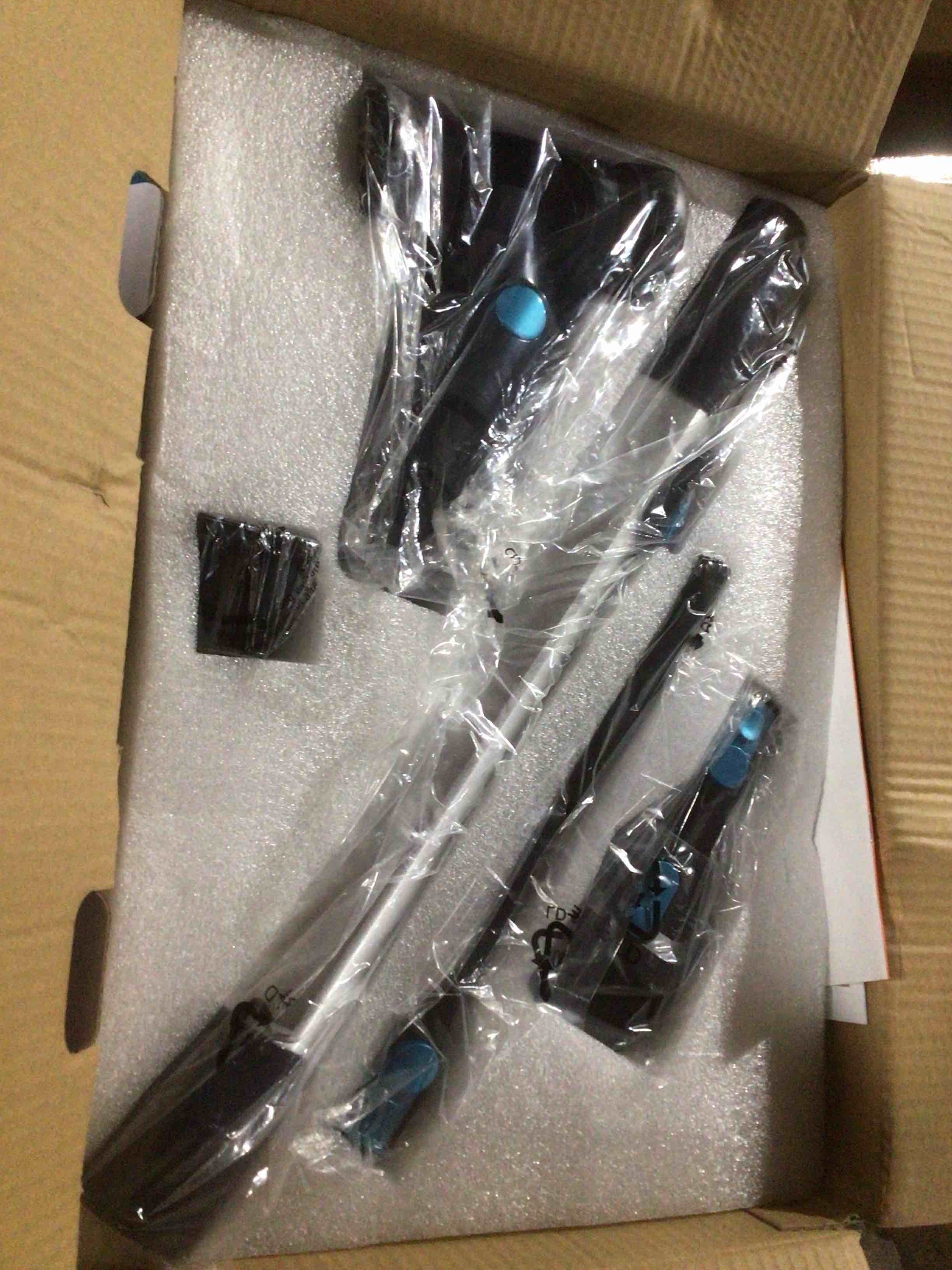 Condition photo showing Good Condition for umlo - v11 cordless vacuum cleaner for home, 45kpa 60mins runtime powerful stick vacuum with led touch screen, 6 in 1 lightweig - blue