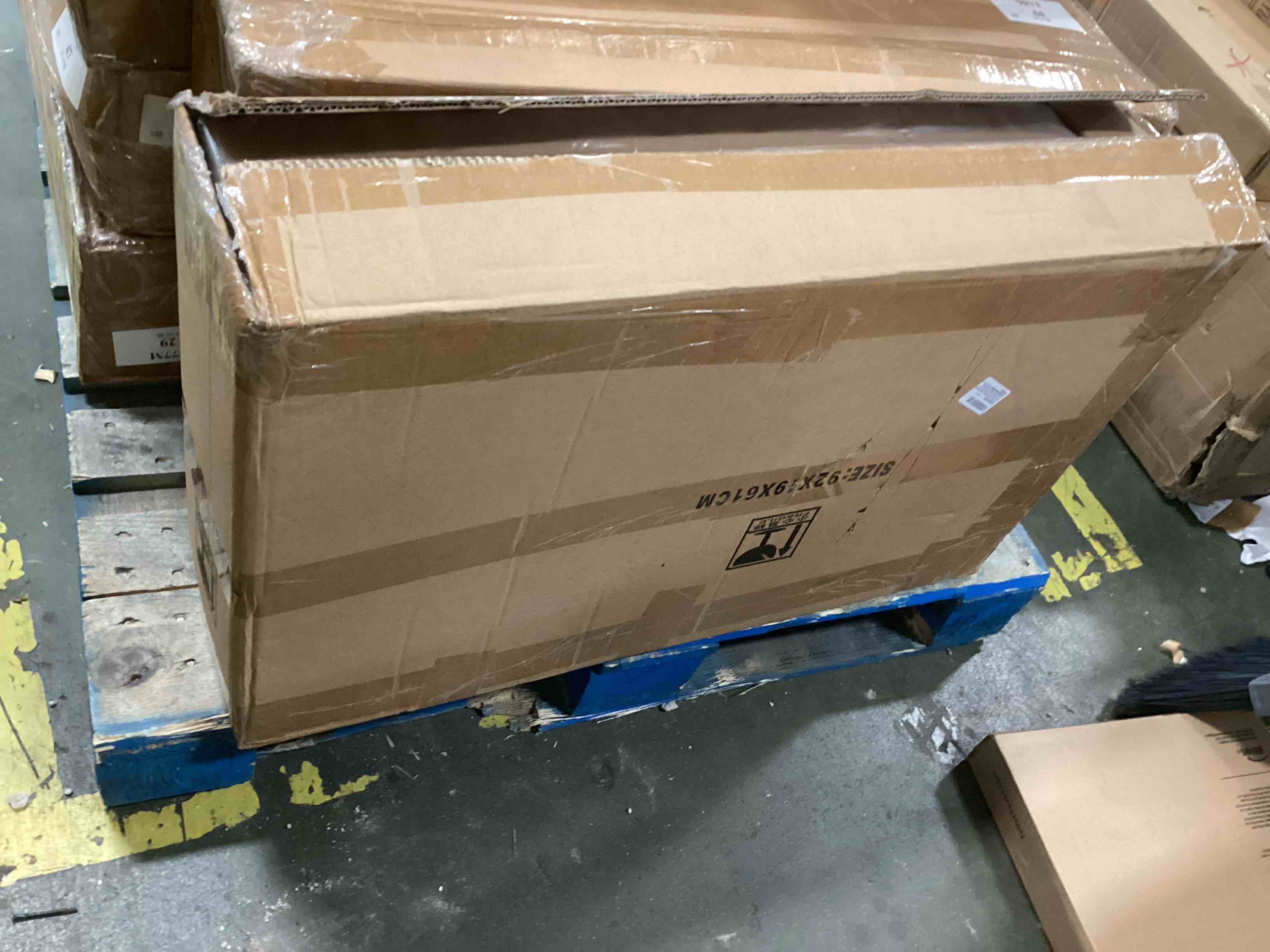 https://s3.amazonaws.com/lotting-images-prod/X003XKT00B_1711464624850.jpeg