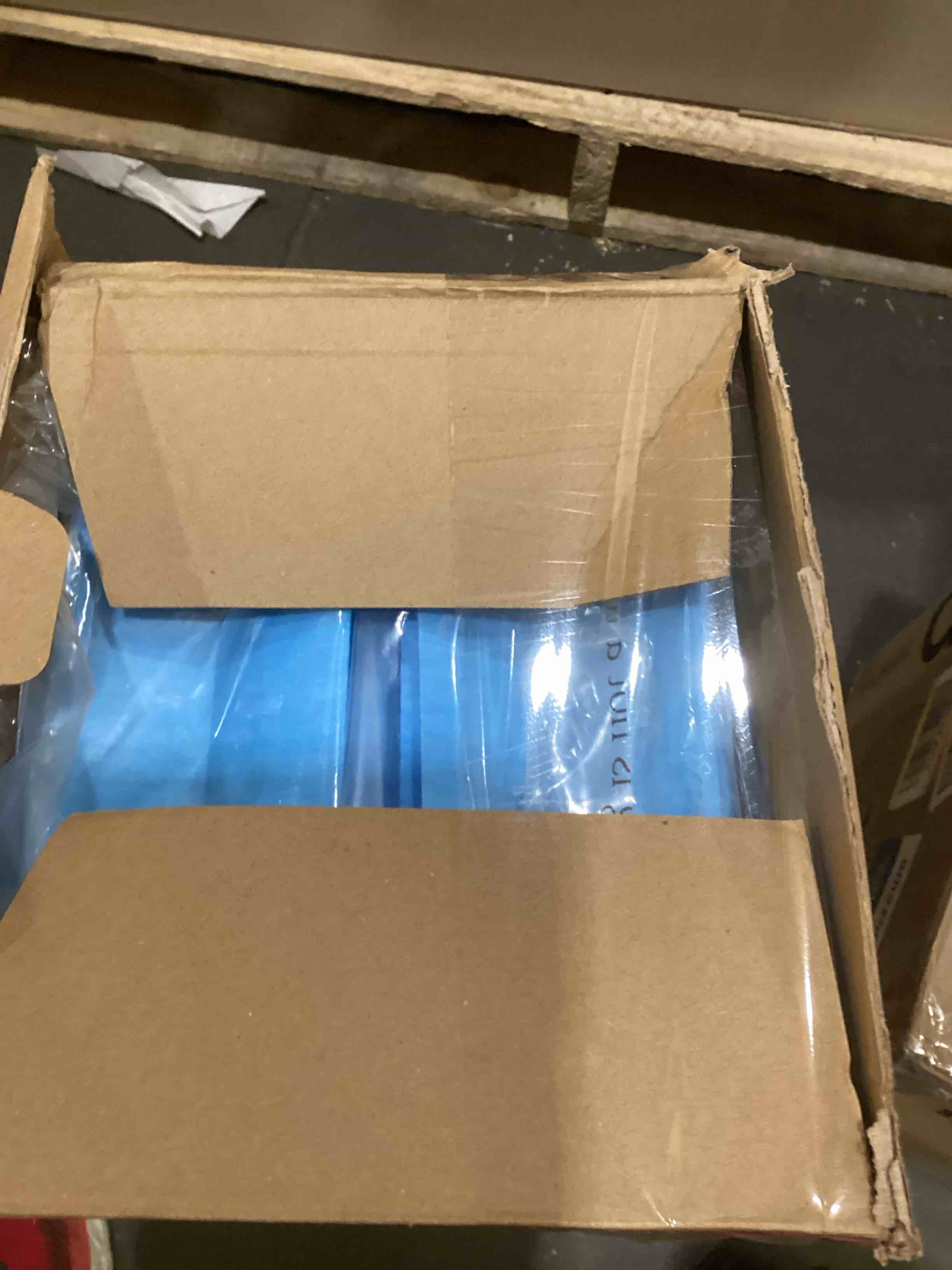https://s3.amazonaws.com/lotting-images-prod/X0047ABXND_1741294253646.jpeg