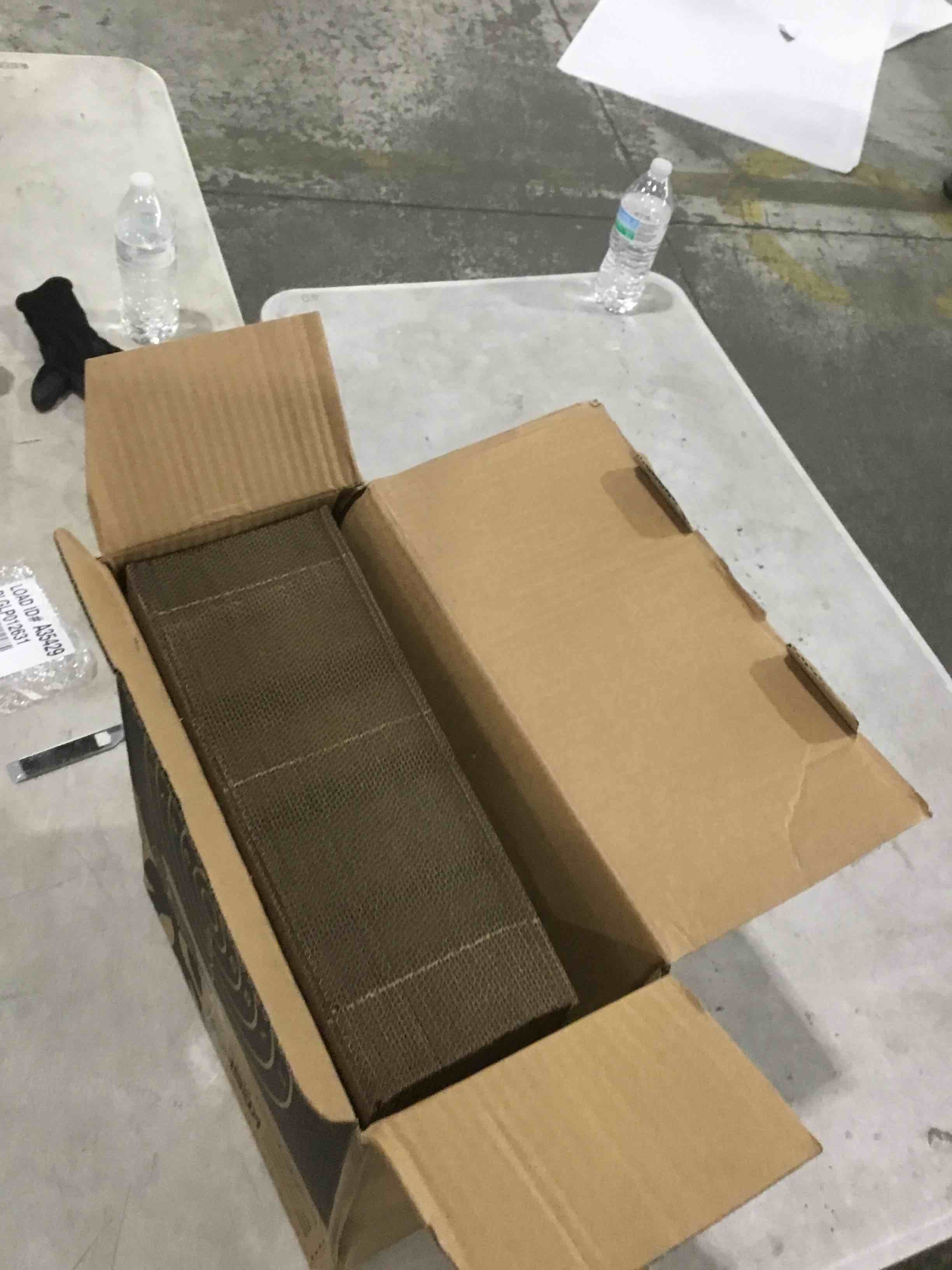 https://s3.amazonaws.com/lotting-images-prod/X004AXH7CX_1736957590214.jpeg