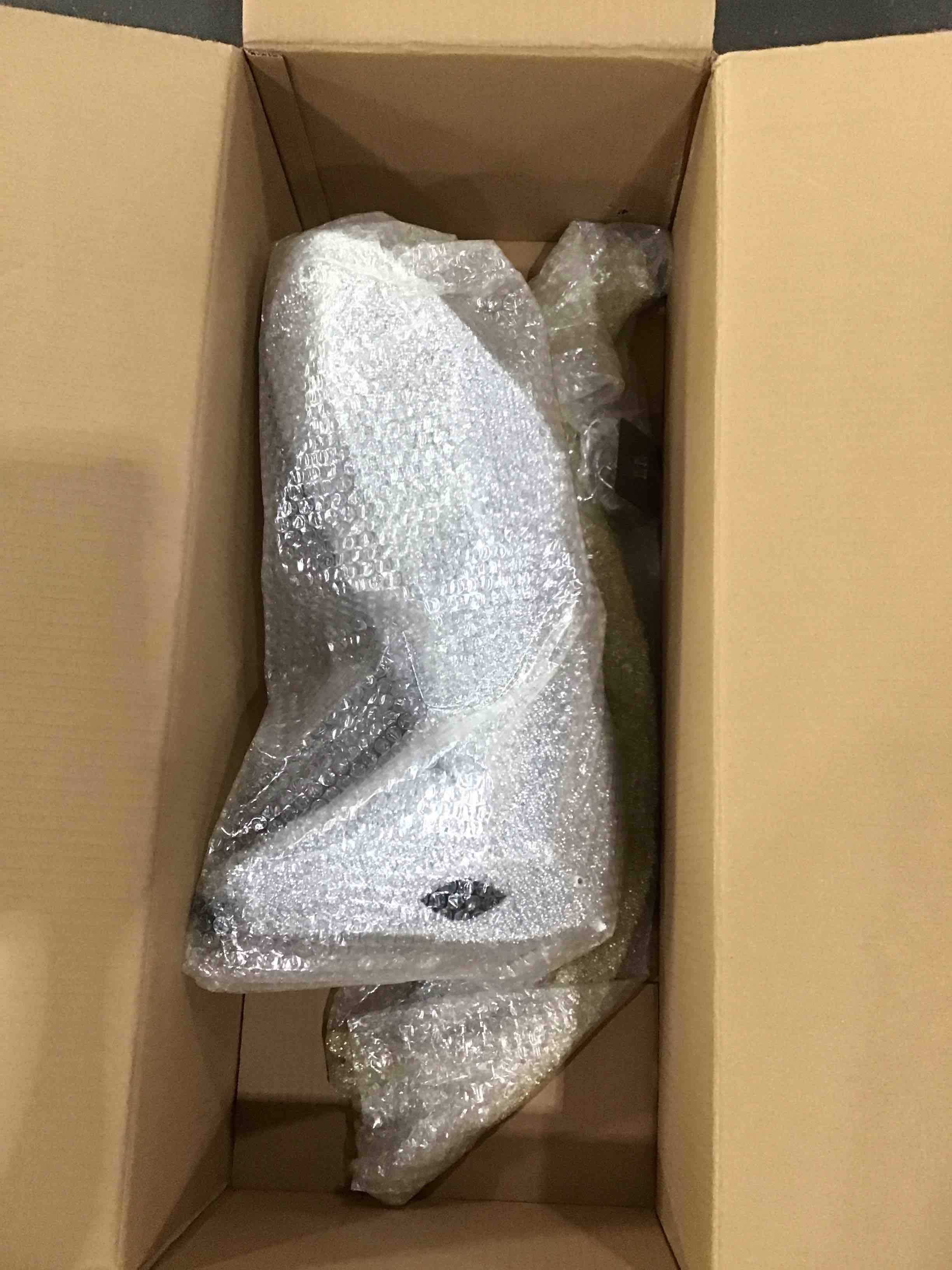 https://s3.amazonaws.com/lotting-images-prod/X004ED4I99_1751044811476.jpeg