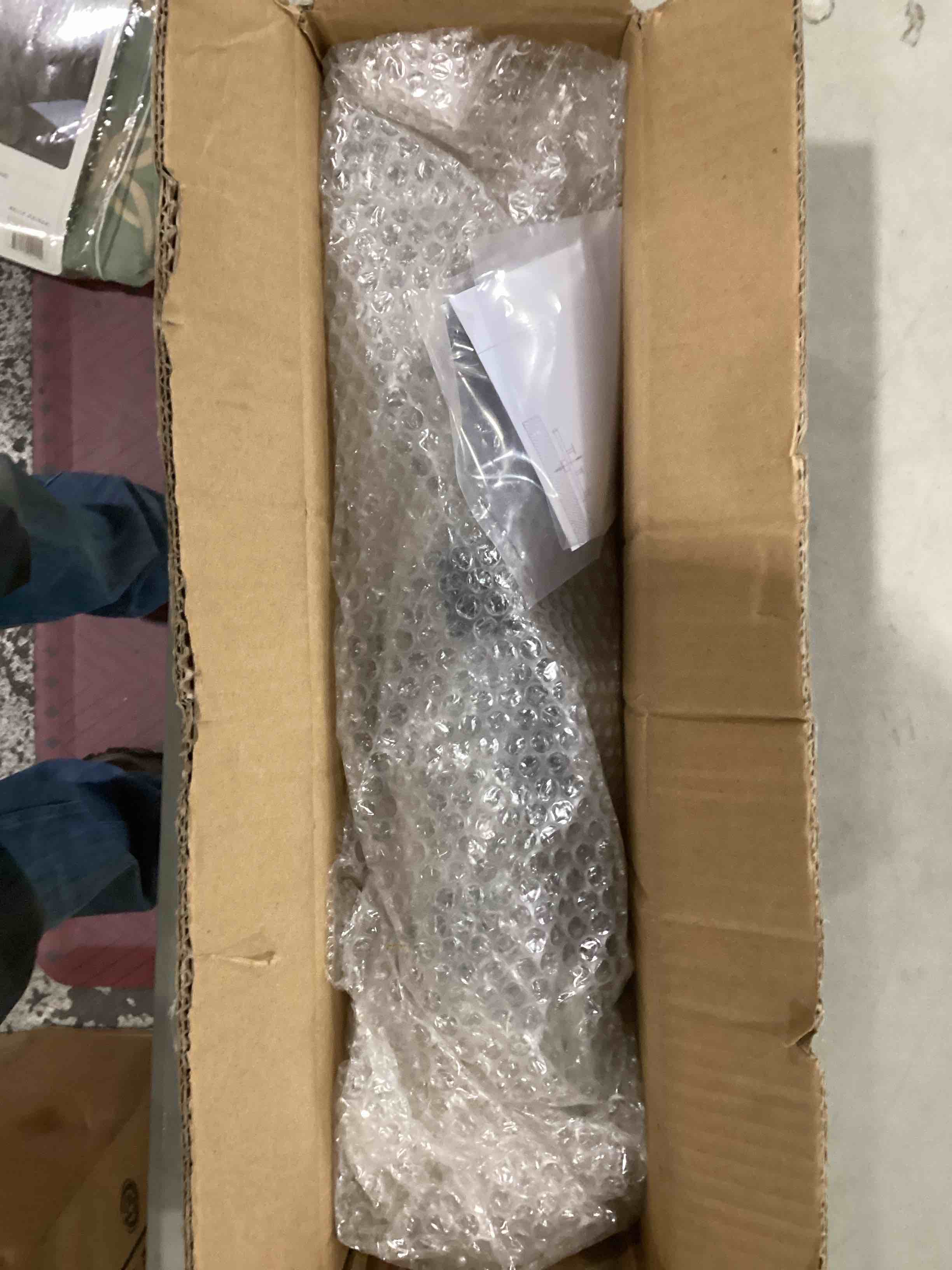 https://s3.amazonaws.com/lotting-images-prod/X004EIURSF_1740669060853.jpeg
