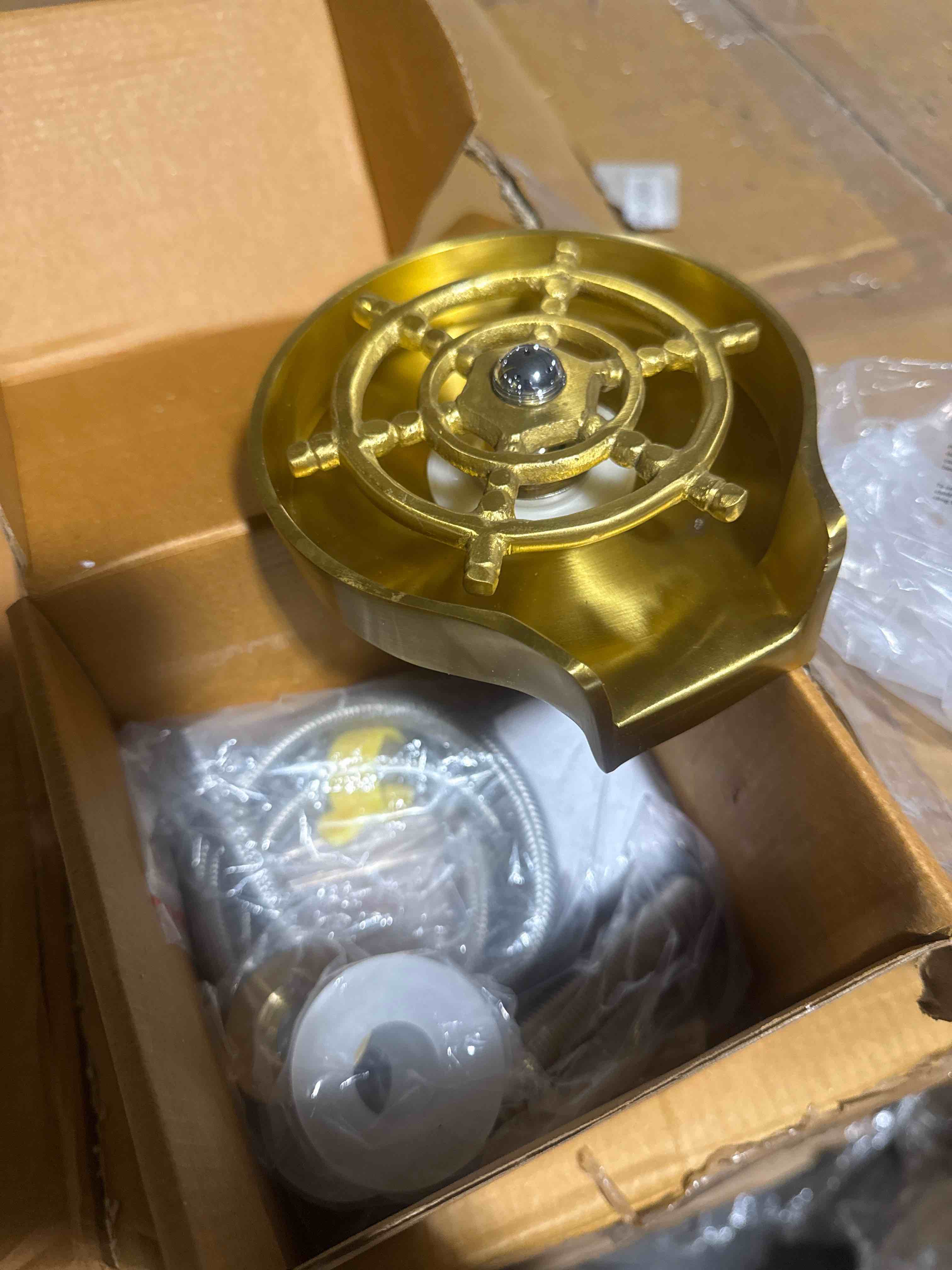 Condition photo showing New/Like New for ash harbor brass glass rinser set 